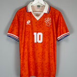 Shop 1994/95 NETHERLANDS BERGKAMP #10 HOME SHIRT (M) LOTTO, classic football shirts, vintage football shirts & retro soccer jerseys at Cult Kits