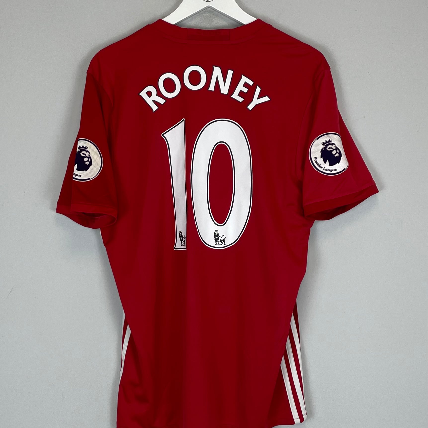 Shop 2016/17 MANCHESTER UNITED ROONEY #10 HOME SHIRT (L) ADIDAS, classic football shirts, vintage football shirts & retro soccer jerseys at Cult Kits