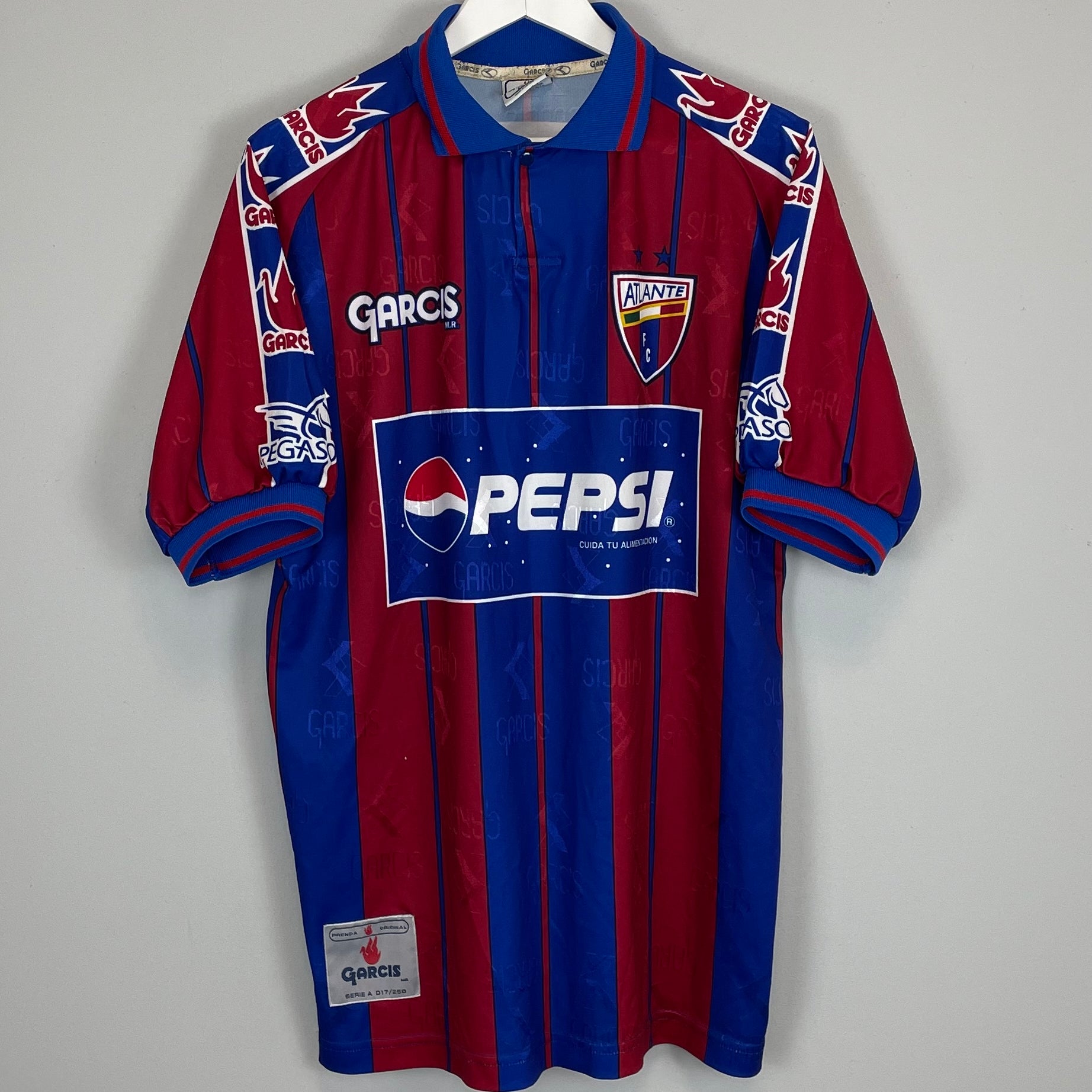Shop 1999/00 ATLANTE #4 HOME SHIRT (XL) GARCIS, classic football shirts, vintage football shirts & retro soccer jerseys at Cult Kits