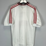 Shop 1996/97 STUTTGART HOME SHIRT (M) ADIDAS, classic football shirts, vintage football shirts & retro soccer jerseys at Cult Kits