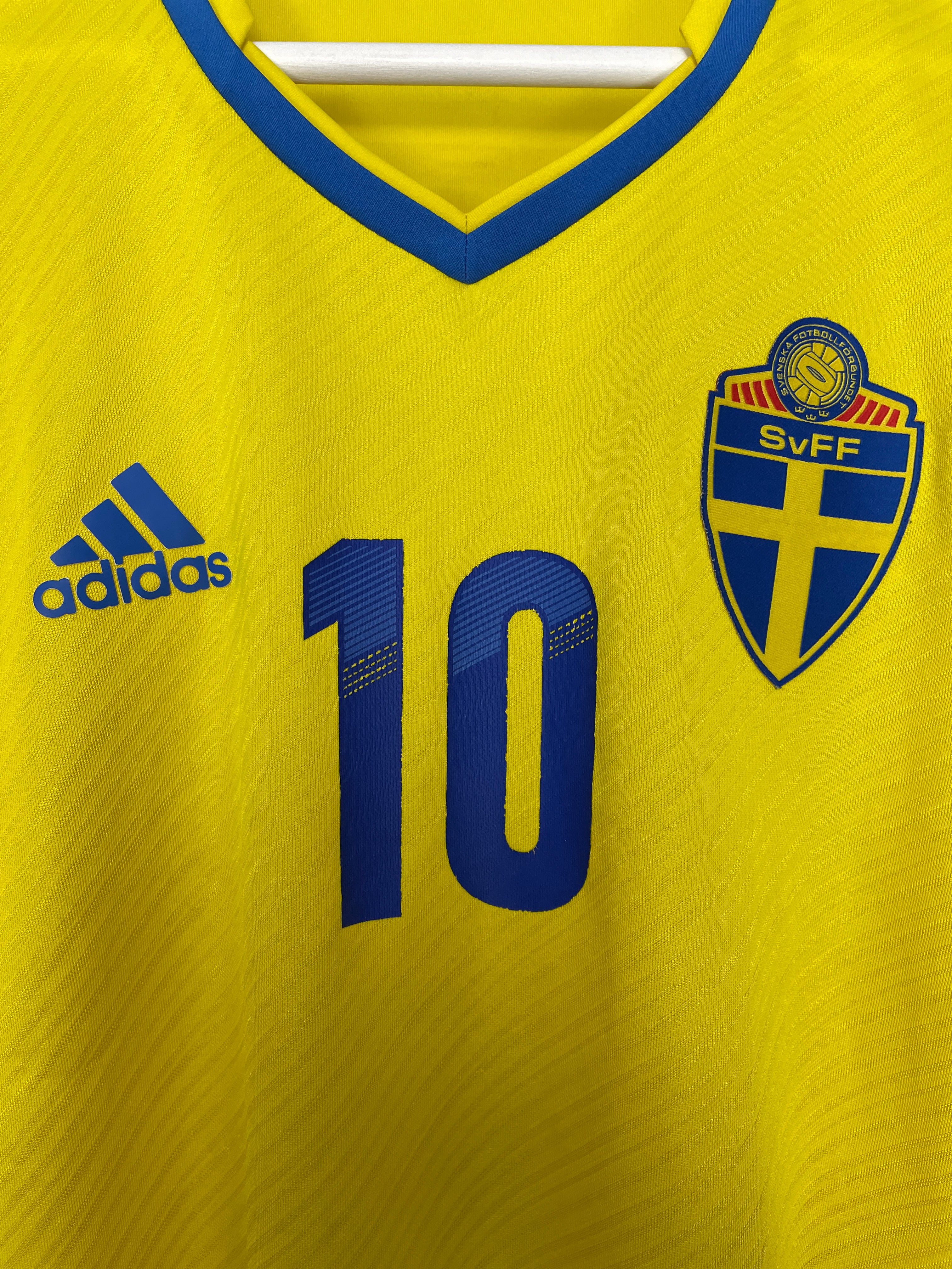 Shop 2016/17 SWEDEN #10 *PLAYER ISSUE* HOME SHIRT (M) ADIDAS, classic football shirts, vintage football shirts & retro soccer jerseys at Cult Kits
