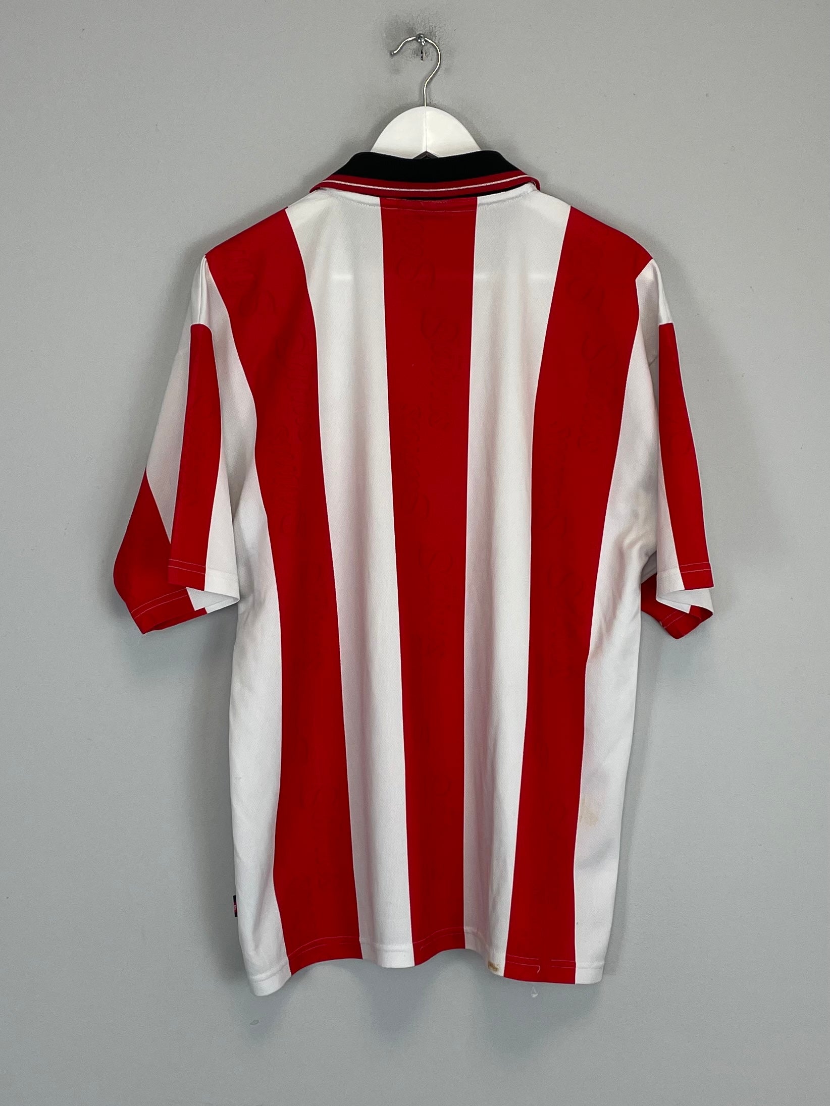 Shop 1997/99 SOUTHAMPTON HOME SHIRT (L) PONY, classic football shirts, vintage football shirts & retro soccer jerseys at Cult Kits