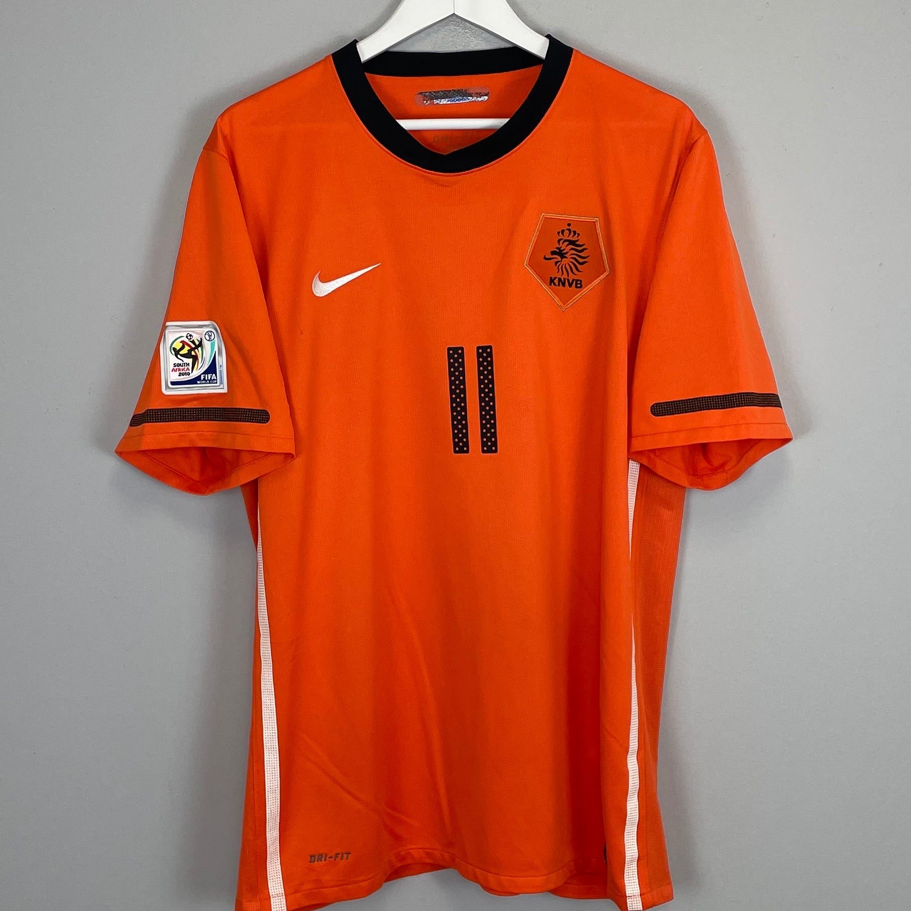 Shop 2010/11 NETHERLANDS ROBBEN #11 HOME SHIRT (XL) NIKE, classic football shirts, vintage football shirts & retro soccer jerseys at Cult Kits