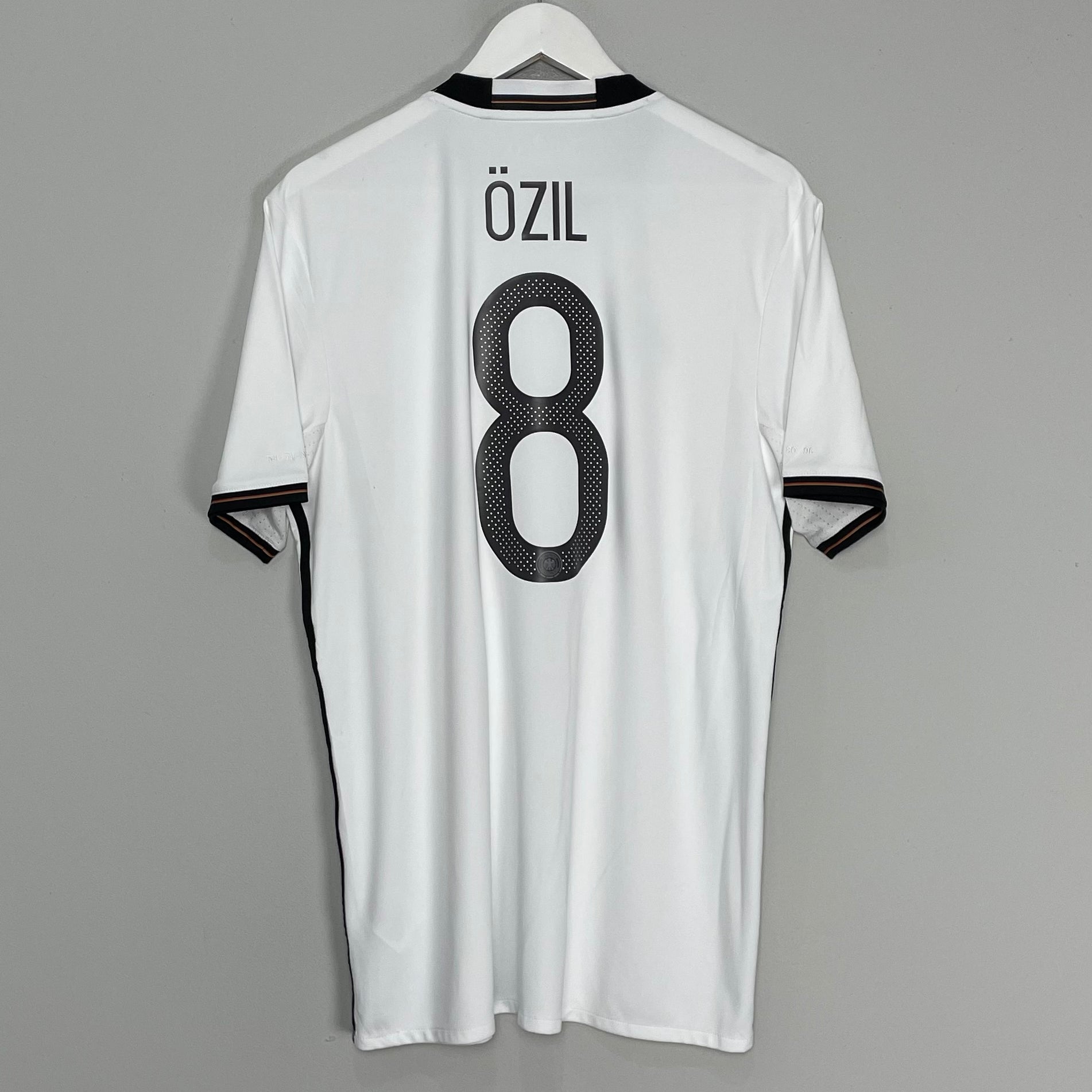 Shop 2015/16 GERMANY OZIL #8 HOME SHIRT (L) ADIDAS, classic football shirts, vintage football shirts & retro soccer jerseys at Cult Kits