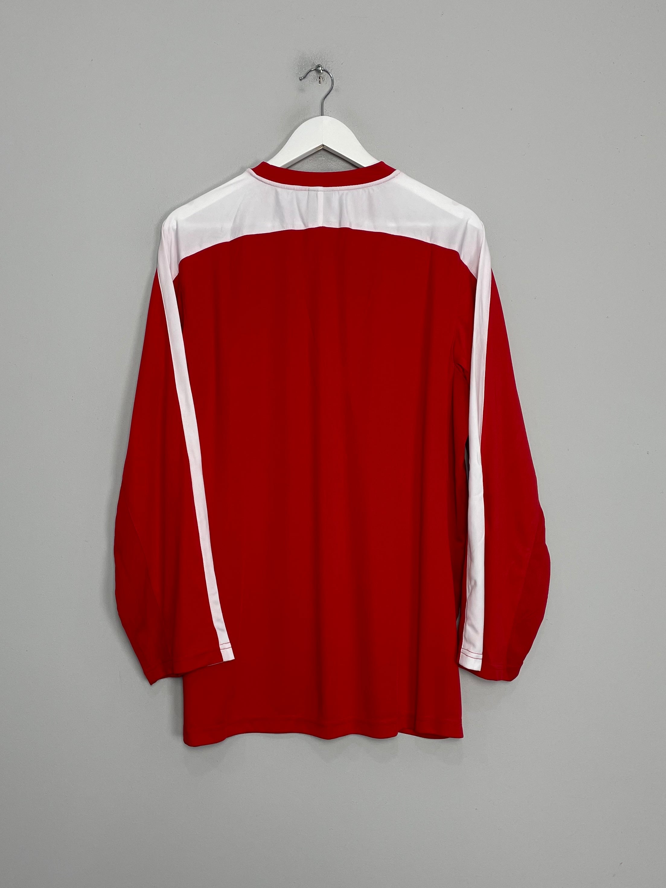 Shop 2008/10 NORTH KOREA L/S HOME SHIRT (XL) ERKE, classic football shirts, vintage football shirts & retro soccer jerseys at Cult Kits