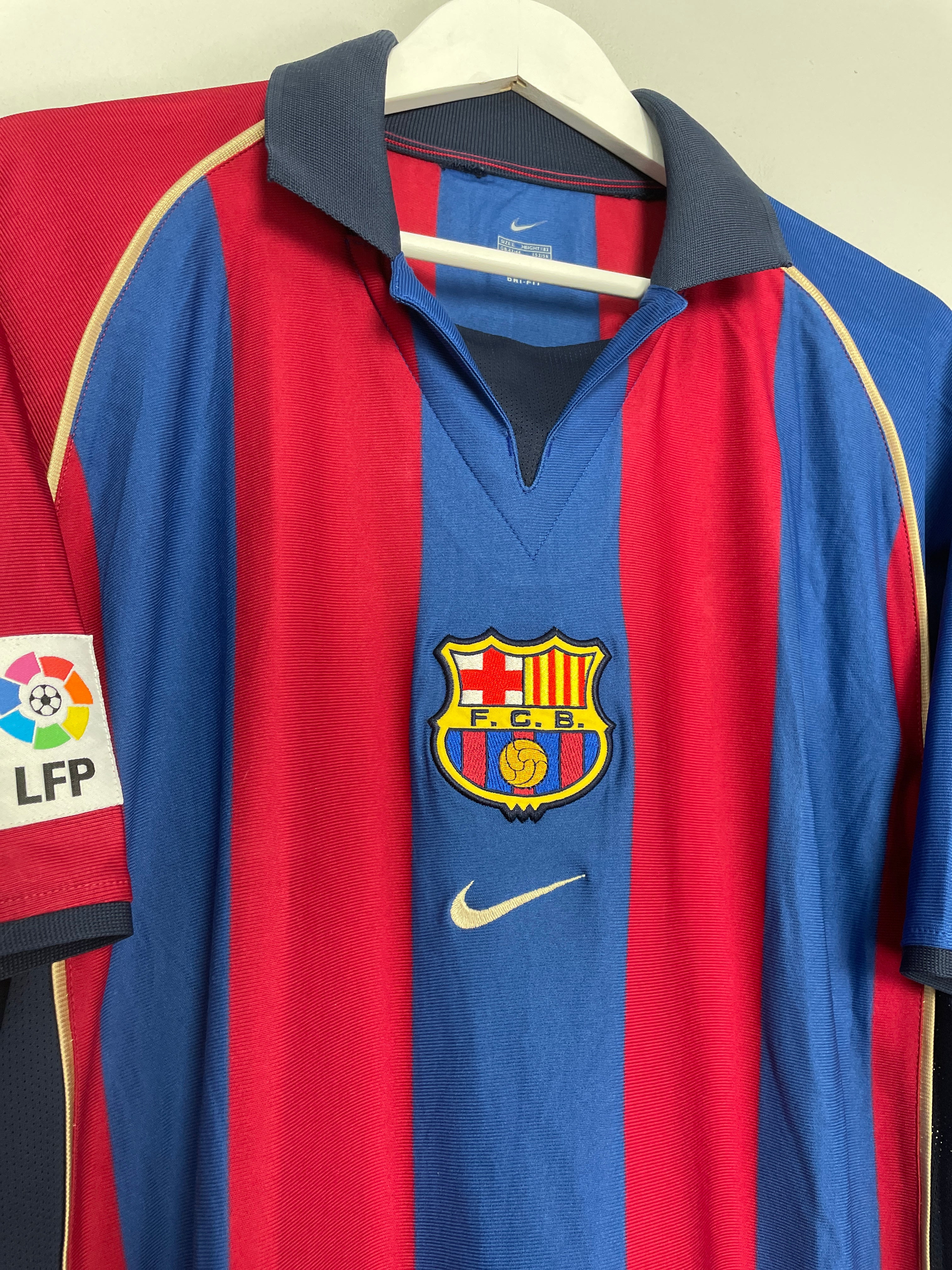 Shop 2001/02 BARCELONA HOME SHIRT (L) NIKE, classic football shirts, vintage football shirts & retro soccer jerseys at Cult Kits