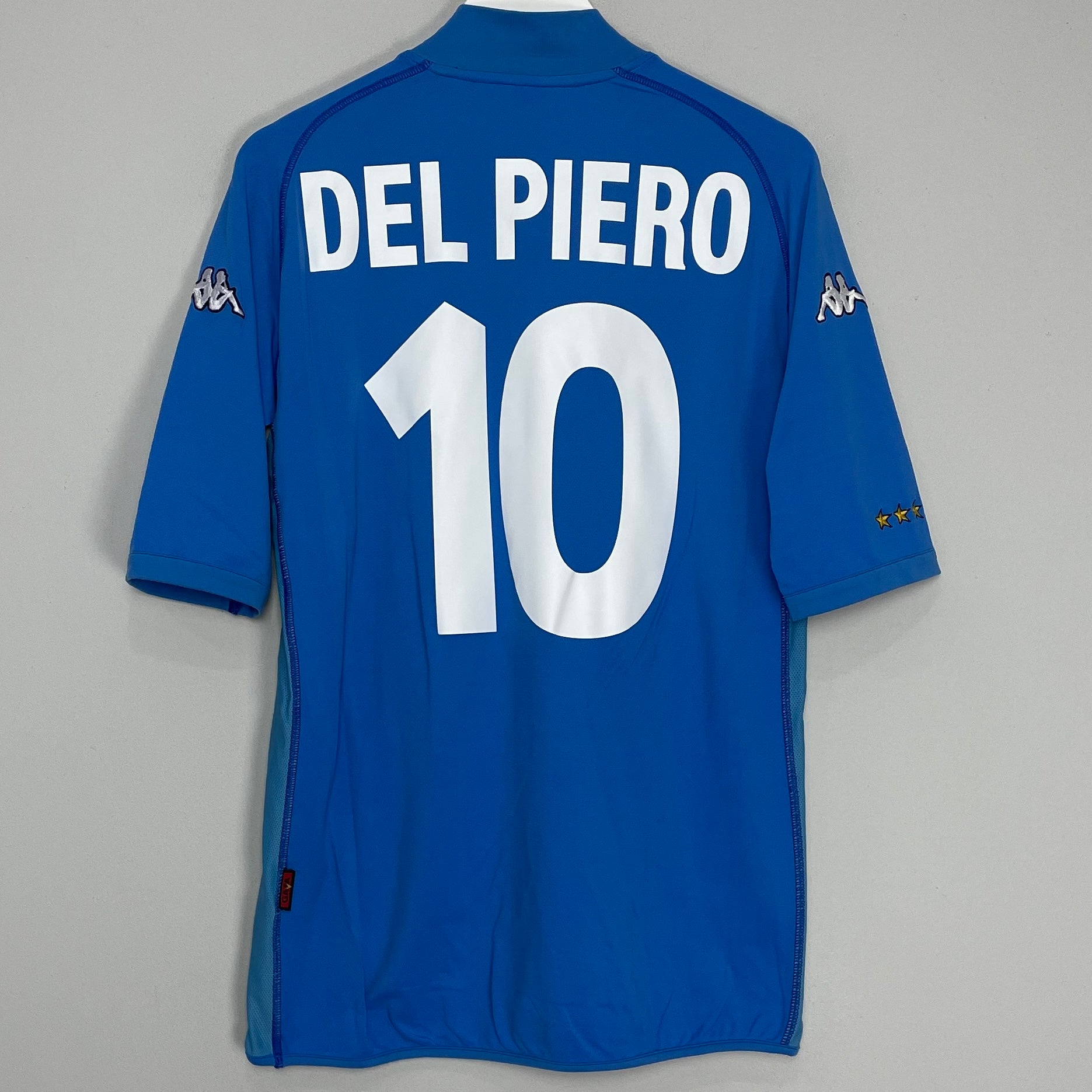 Shop 2002 ITALY DEL PIERO #10 HOME SHIRT (XL) KAPPA, classic football shirts, vintage football shirts & retro soccer jerseys at Cult Kits
