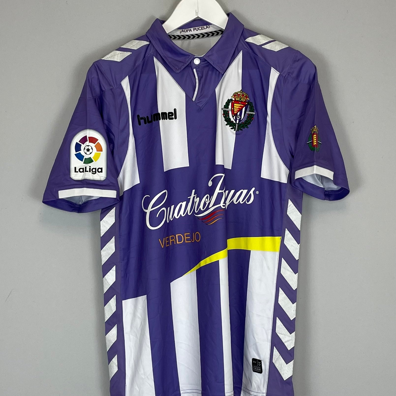 Shop 2016/17 REAL VALLODOLID JOSE #29 HOME SHIRT (L) HUMMEL, classic football shirts, vintage football shirts & retro soccer jerseys at Cult Kits