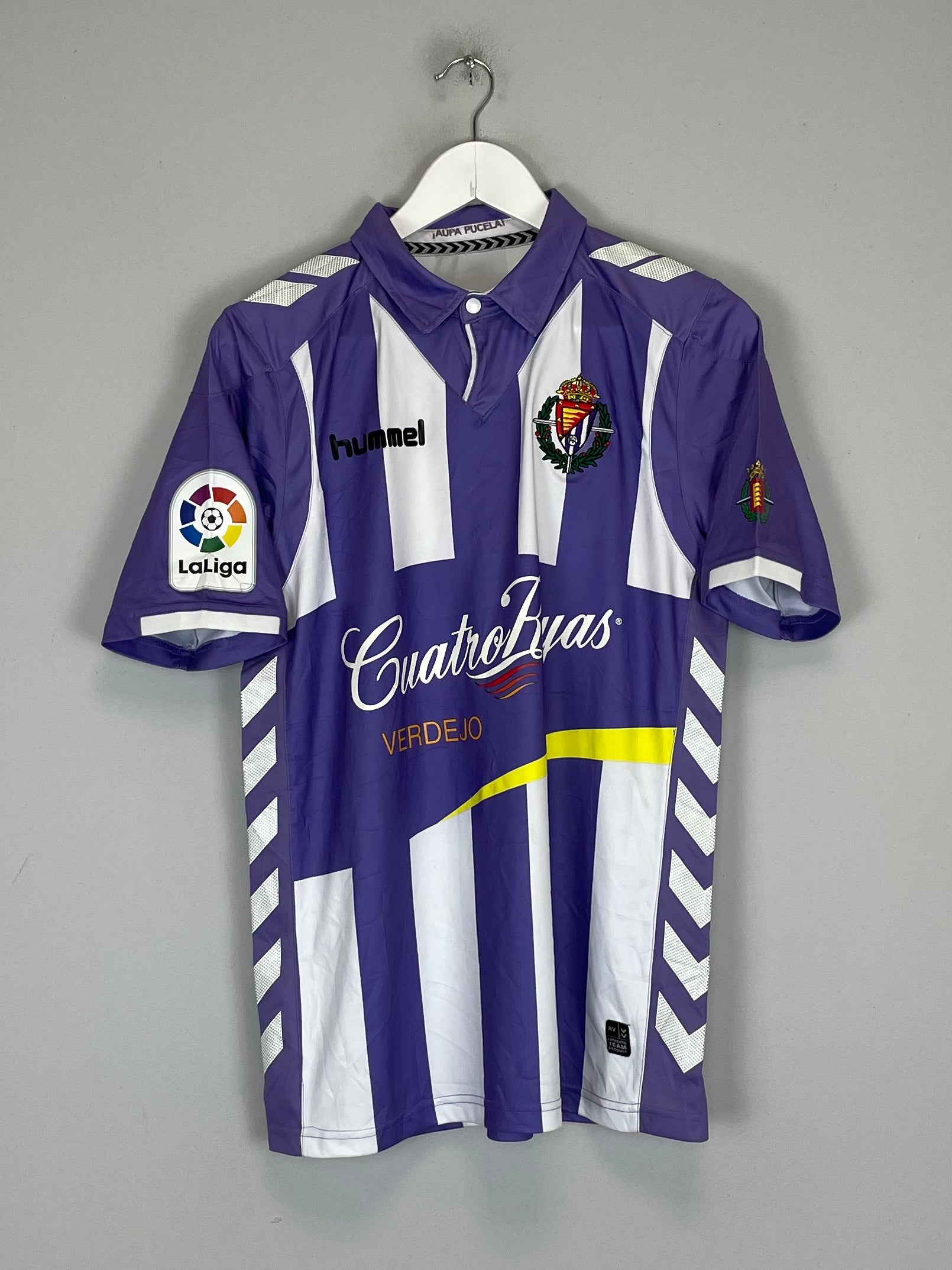 Shop 2016/17 REAL VALLODOLID JOSE #29 HOME SHIRT (L) HUMMEL, classic football shirts, vintage football shirts & retro soccer jerseys at Cult Kits