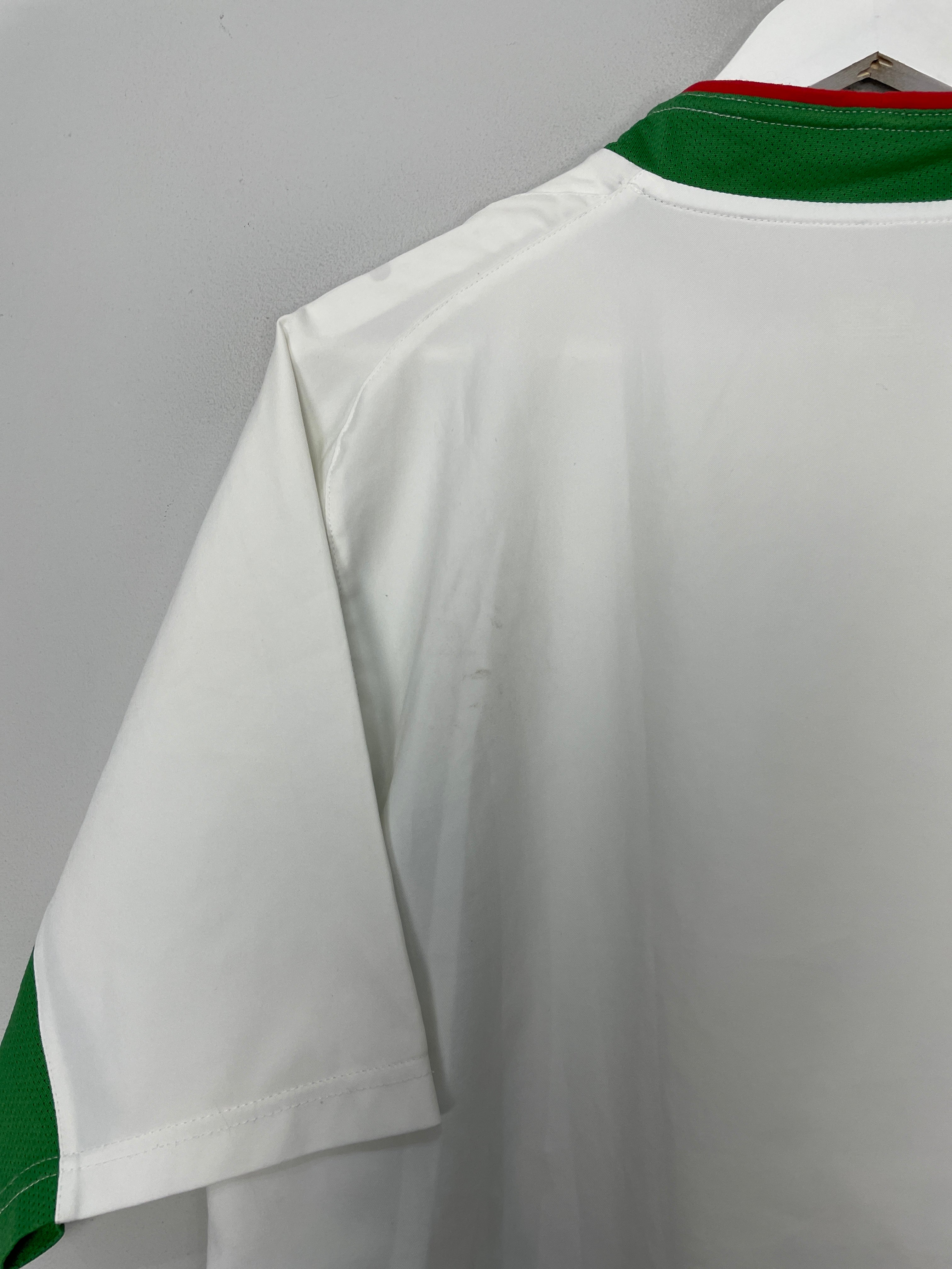 Shop 2003/04 MEXICO AWAY SHIRT (M) NIKE, classic football shirts, vintage football shirts & retro soccer jerseys at Cult Kits
