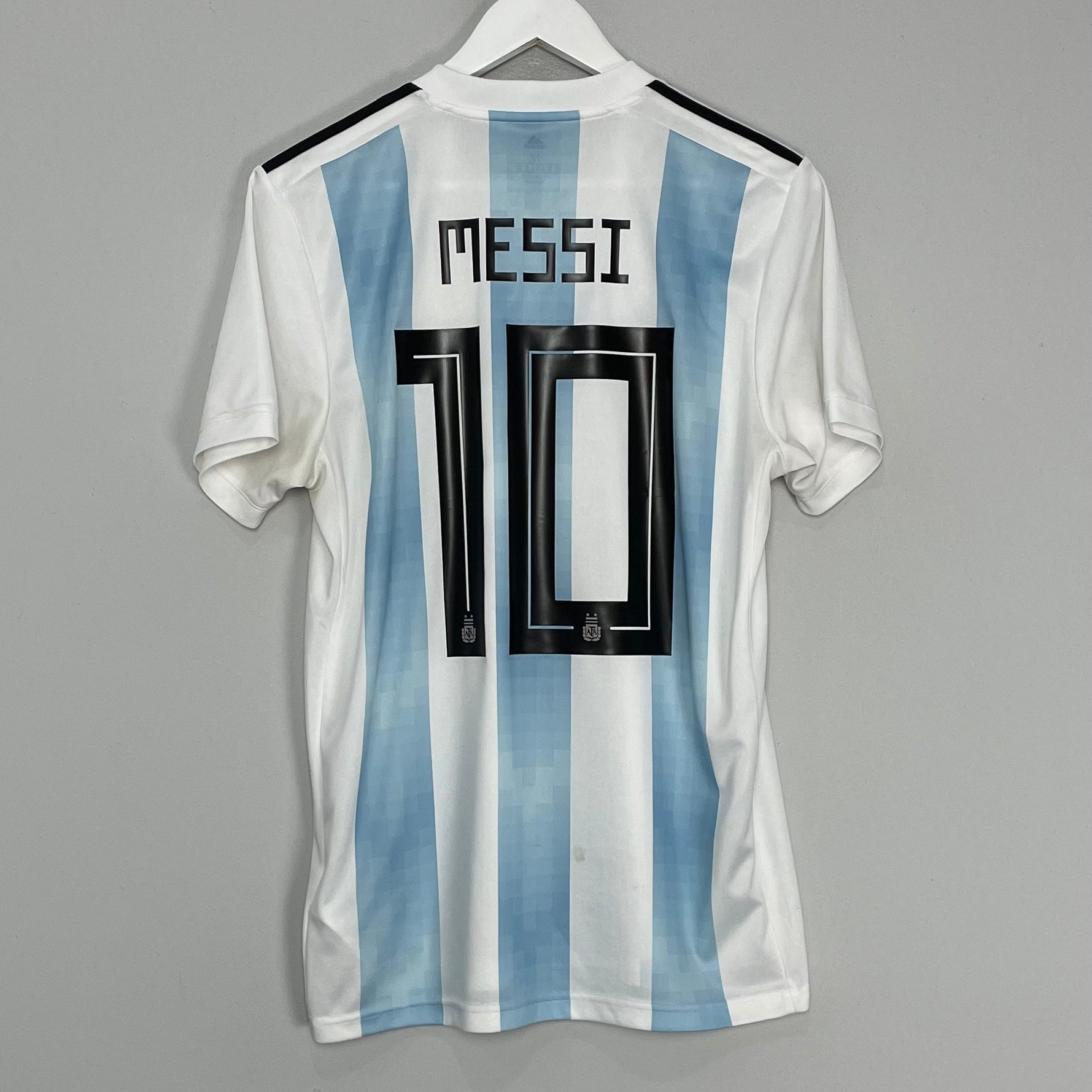 Shop 2018/19 ARGENTINA MESSI #10 HOME SHIRT (M) ADIDAS, classic football shirts, vintage football shirts & retro soccer jerseys at Cult Kits