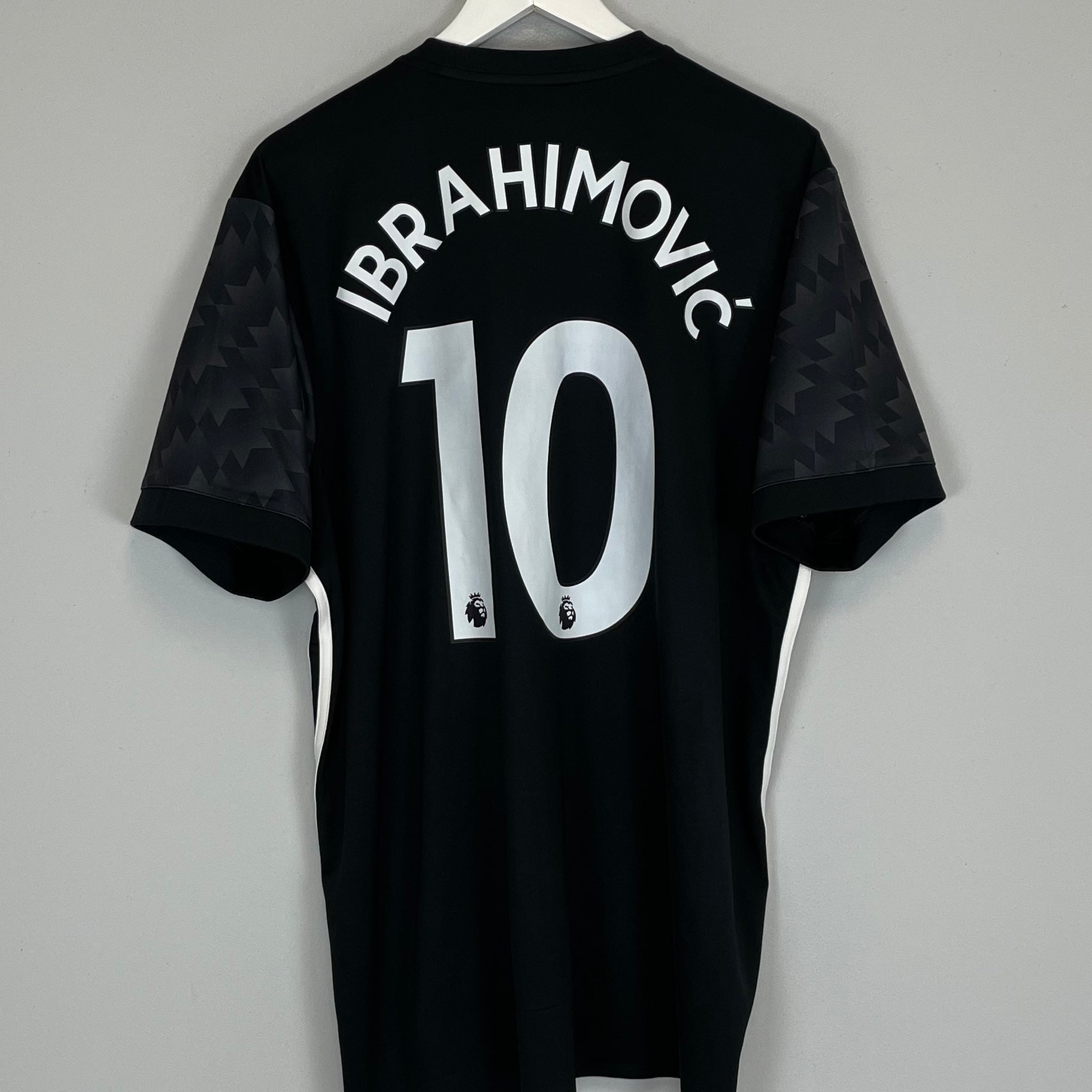 Shop 2017/18 MANCHESTER UNITED IBRAHIMOVIC #10 AWAY SHIRT (XL) ADIDAS, classic football shirts, vintage football shirts & retro soccer jerseys at Cult Kits
