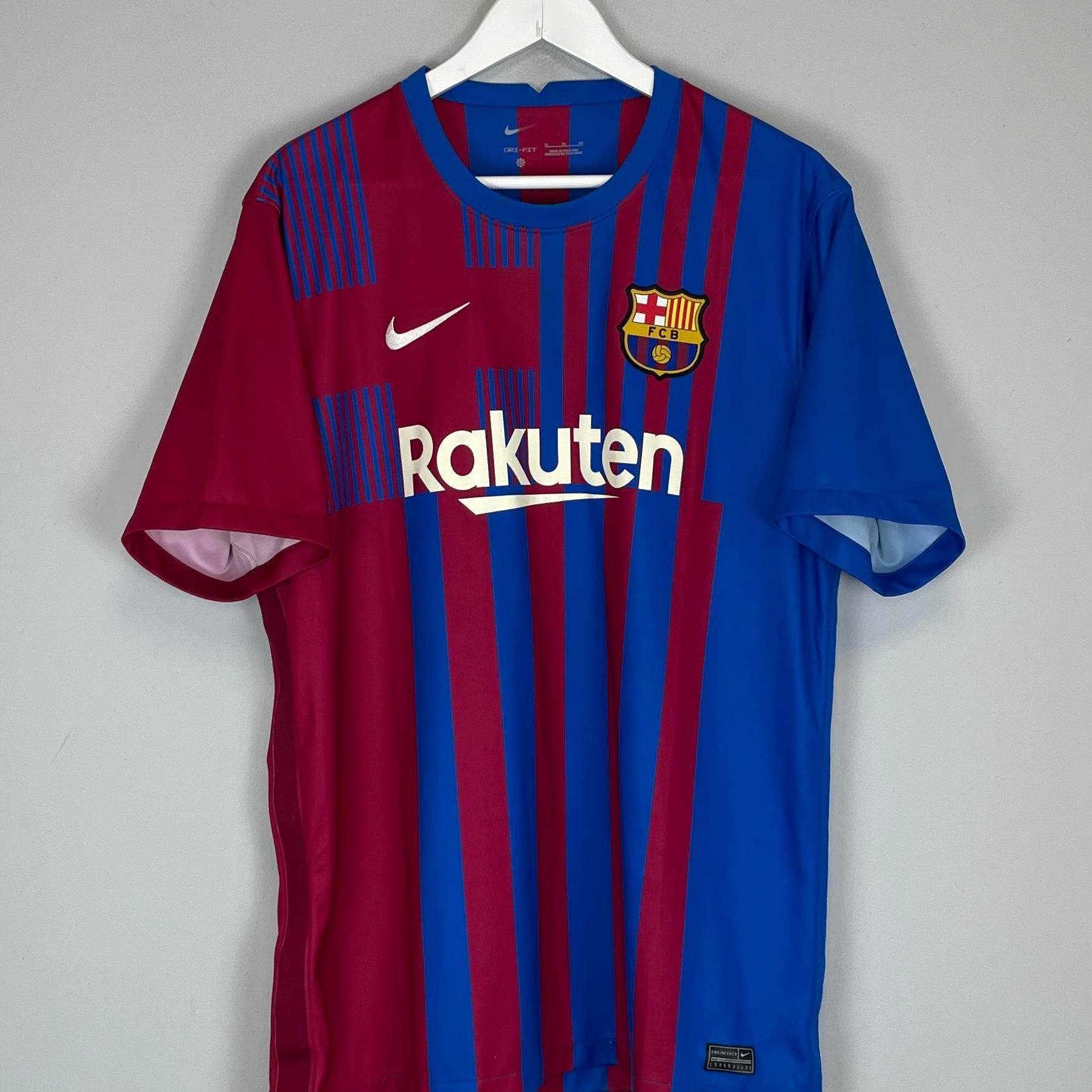 Shop 2021/22 BARCELONA HOME SHIRT (XL) NIKE, classic football shirts, vintage football shirts & retro soccer jerseys at Cult Kits