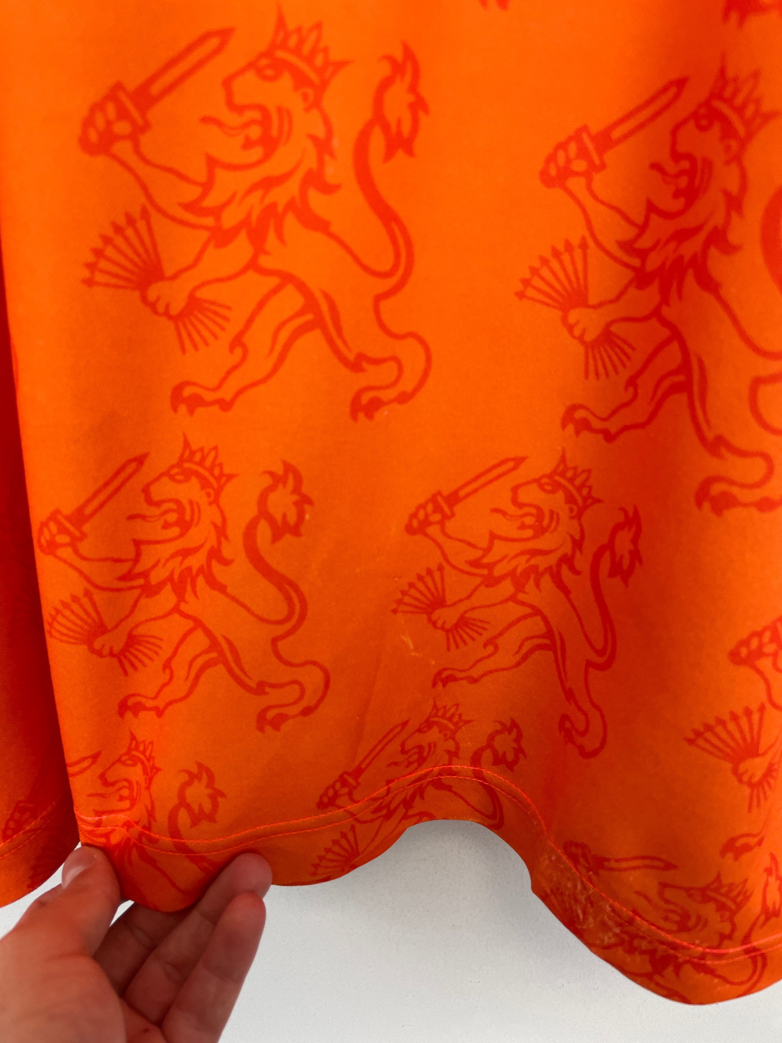 Shop 1994/95 NETHERLANDS BERGKAMP #10 HOME SHIRT (M) LOTTO, classic football shirts, vintage football shirts & retro soccer jerseys at Cult Kits