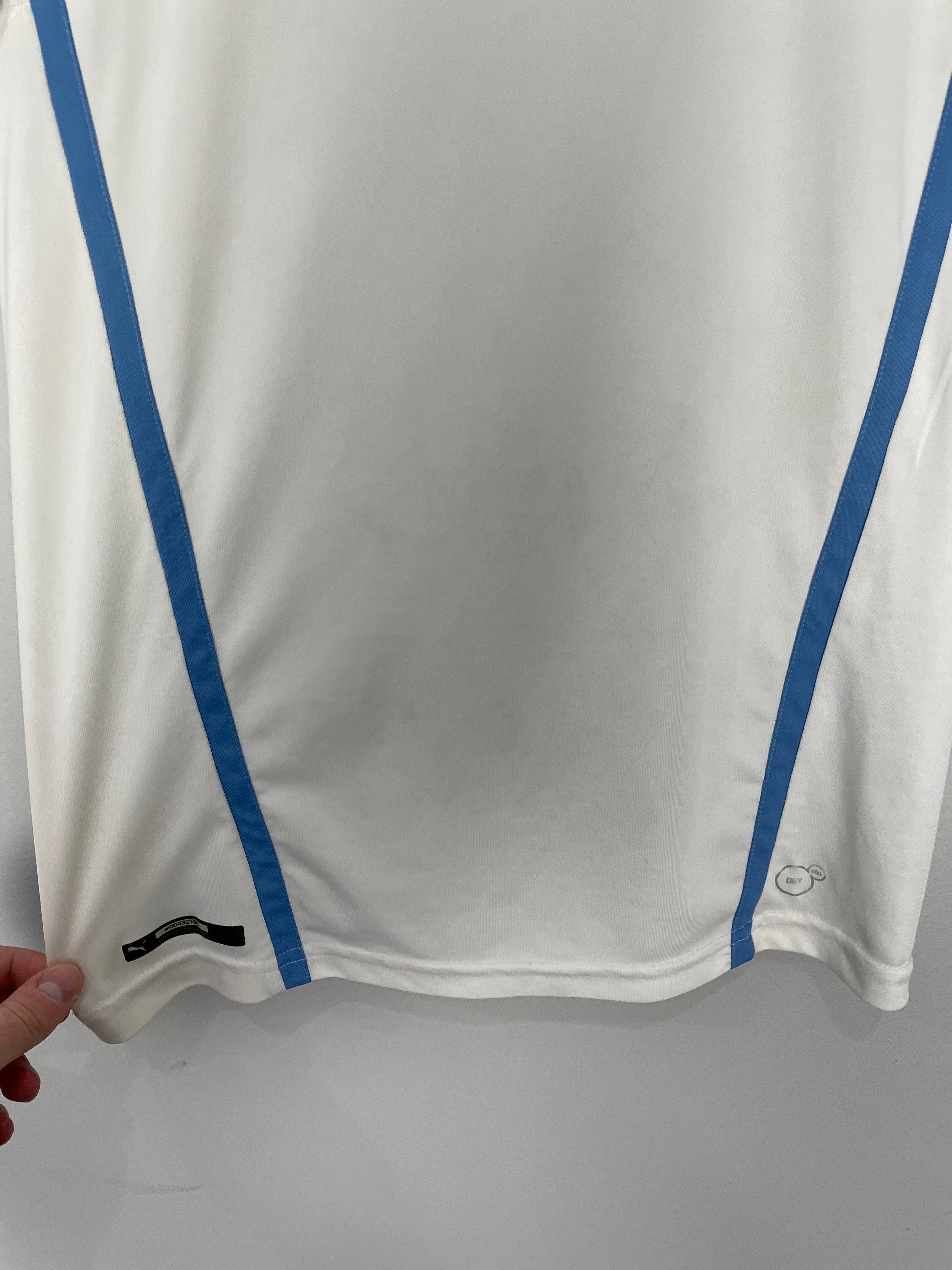 Shop 2014/15 URUGUAY AWAY SHIRT (S) PUMA, classic football shirts, vintage football shirts & retro soccer jerseys at Cult Kits