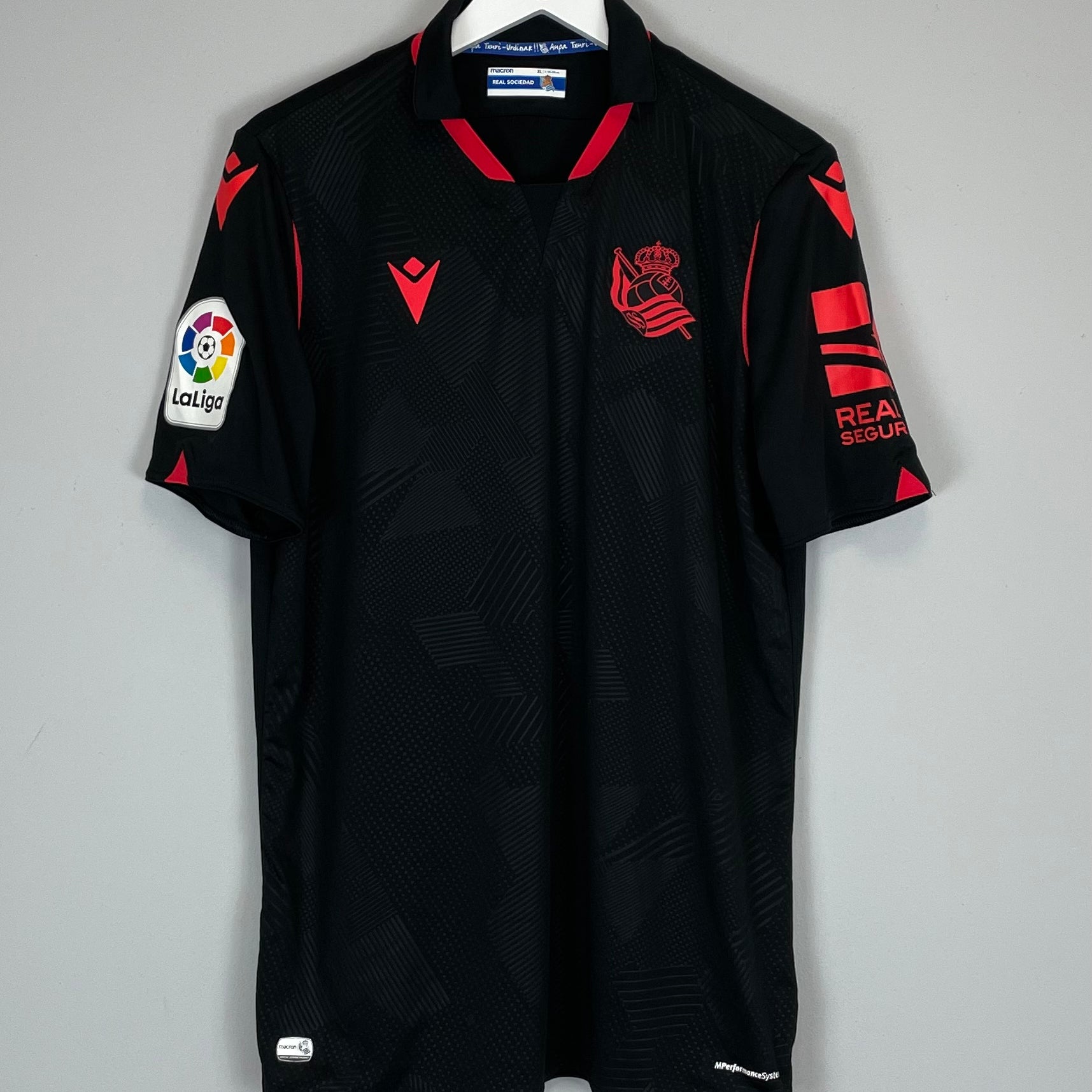 Shop 2020/21 REAL SOCIEDAD AWAY SHIRT (XL) MACRON, classic football shirts, vintage football shirts & retro soccer jerseys at Cult Kits