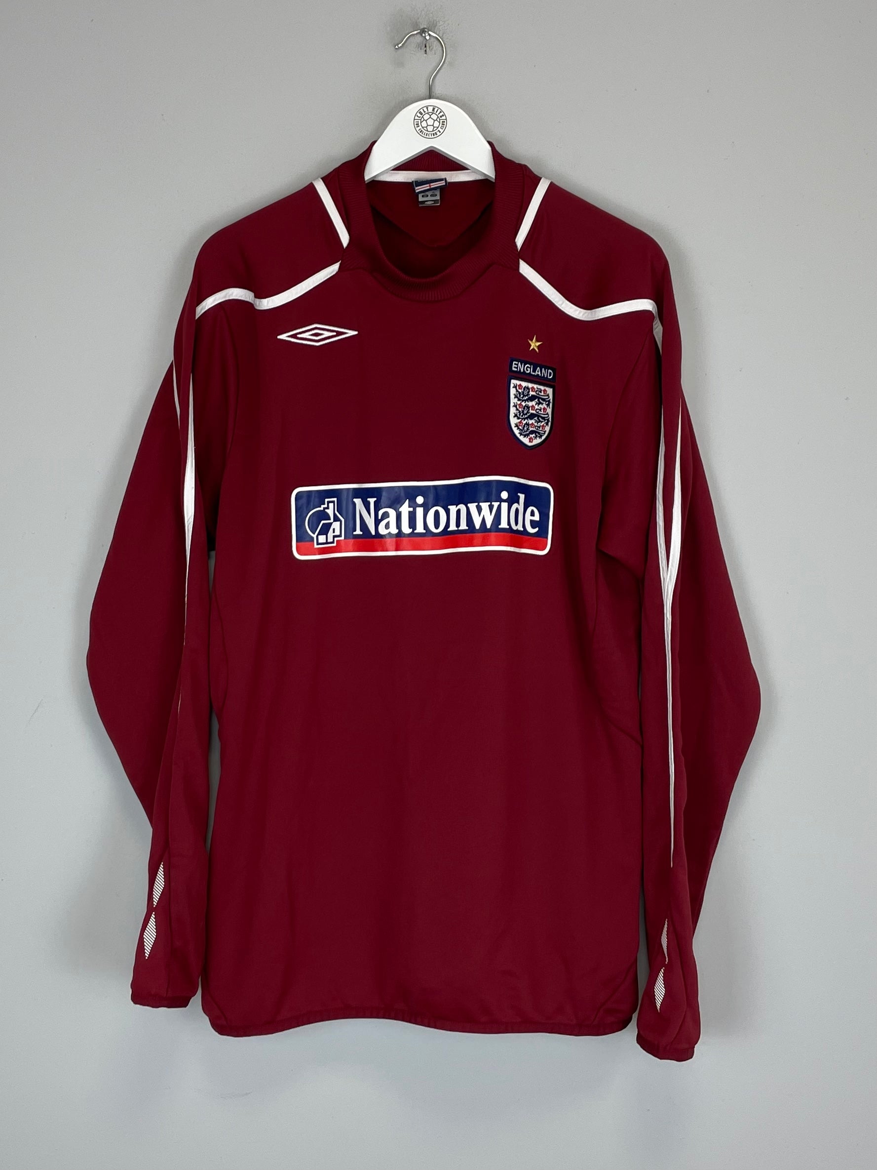 Shop 2007/08 ENGLAND JUMPER (XL) UMBRO, classic football shirts, vintage football shirts & retro soccer jerseys at Cult Kits