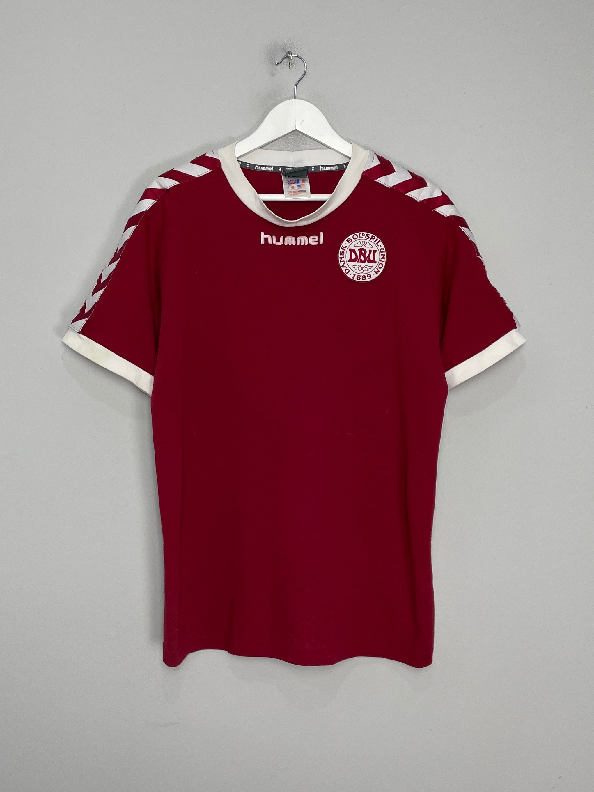 Shop 2002/03 DENMARK HOME SHIRT (L) HUMMEL, classic football shirts, vintage football shirts & retro soccer jerseys at Cult Kits