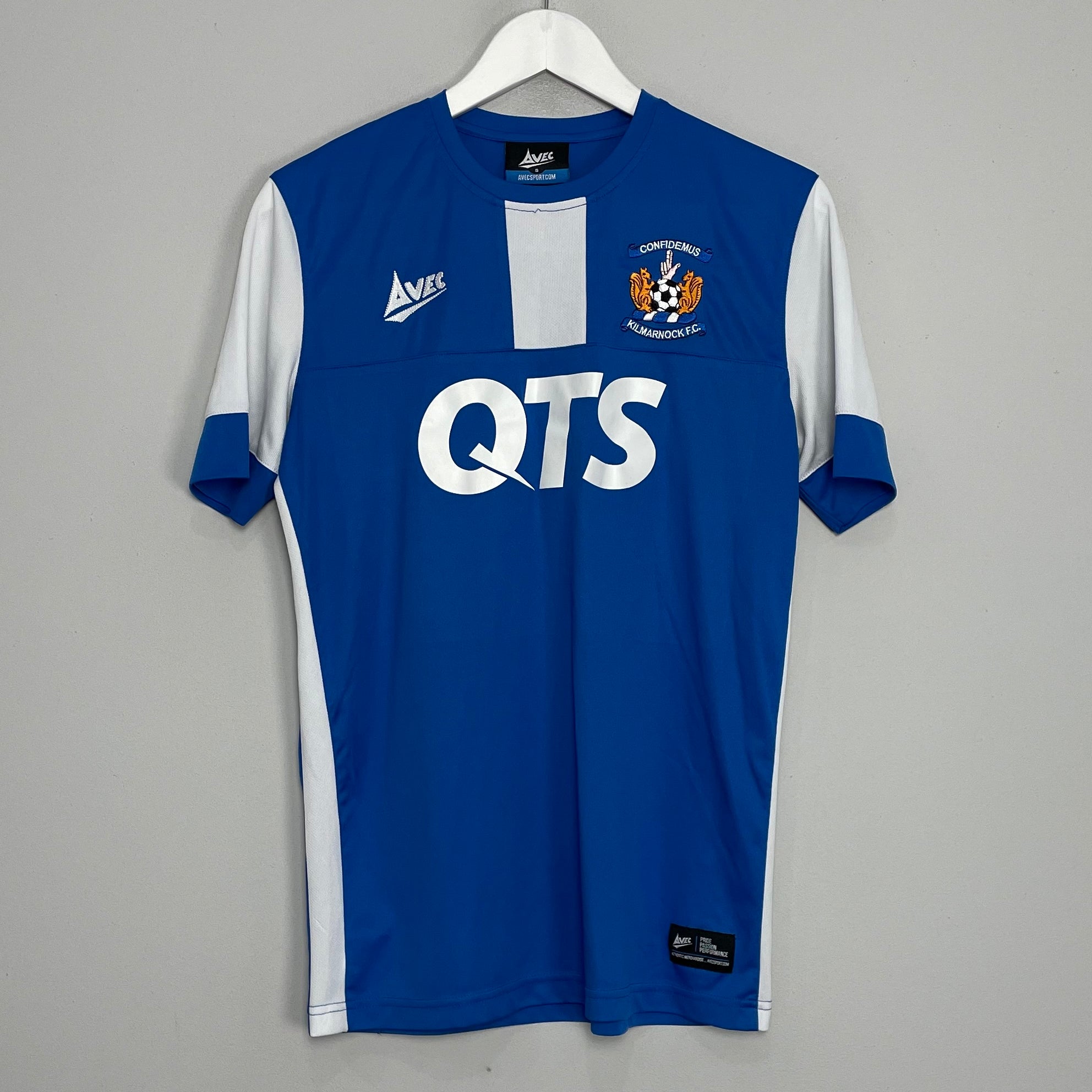 Shop 2016/17 KILMARNOCK TRAINING SHIRT (S) AVEC, classic football shirts, vintage football shirts & retro soccer jerseys at Cult Kits