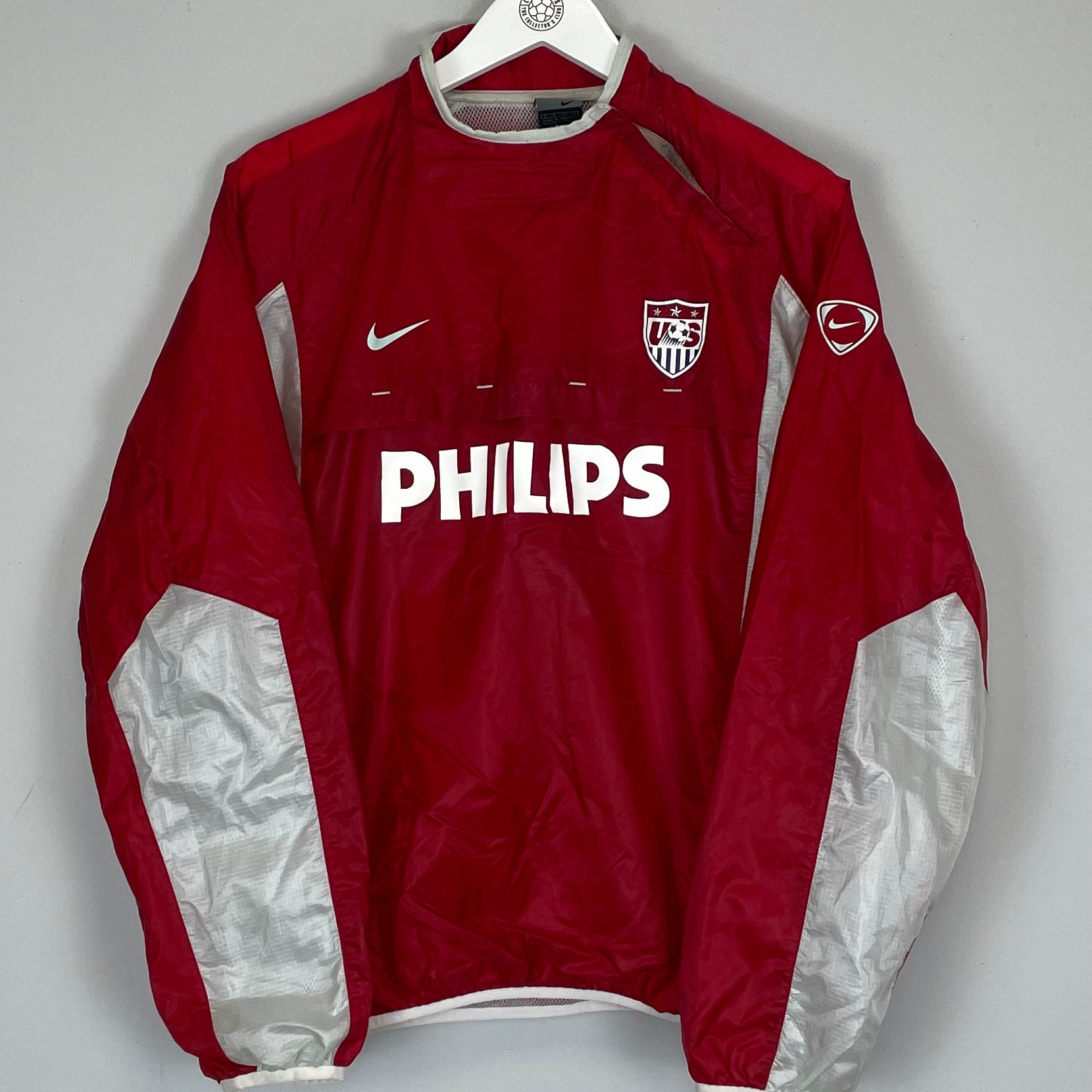 Shop 2002/03 USA WINDBREAKER JACKET (S) NIKE, classic football shirts, vintage football shirts & retro soccer jerseys at Cult Kits