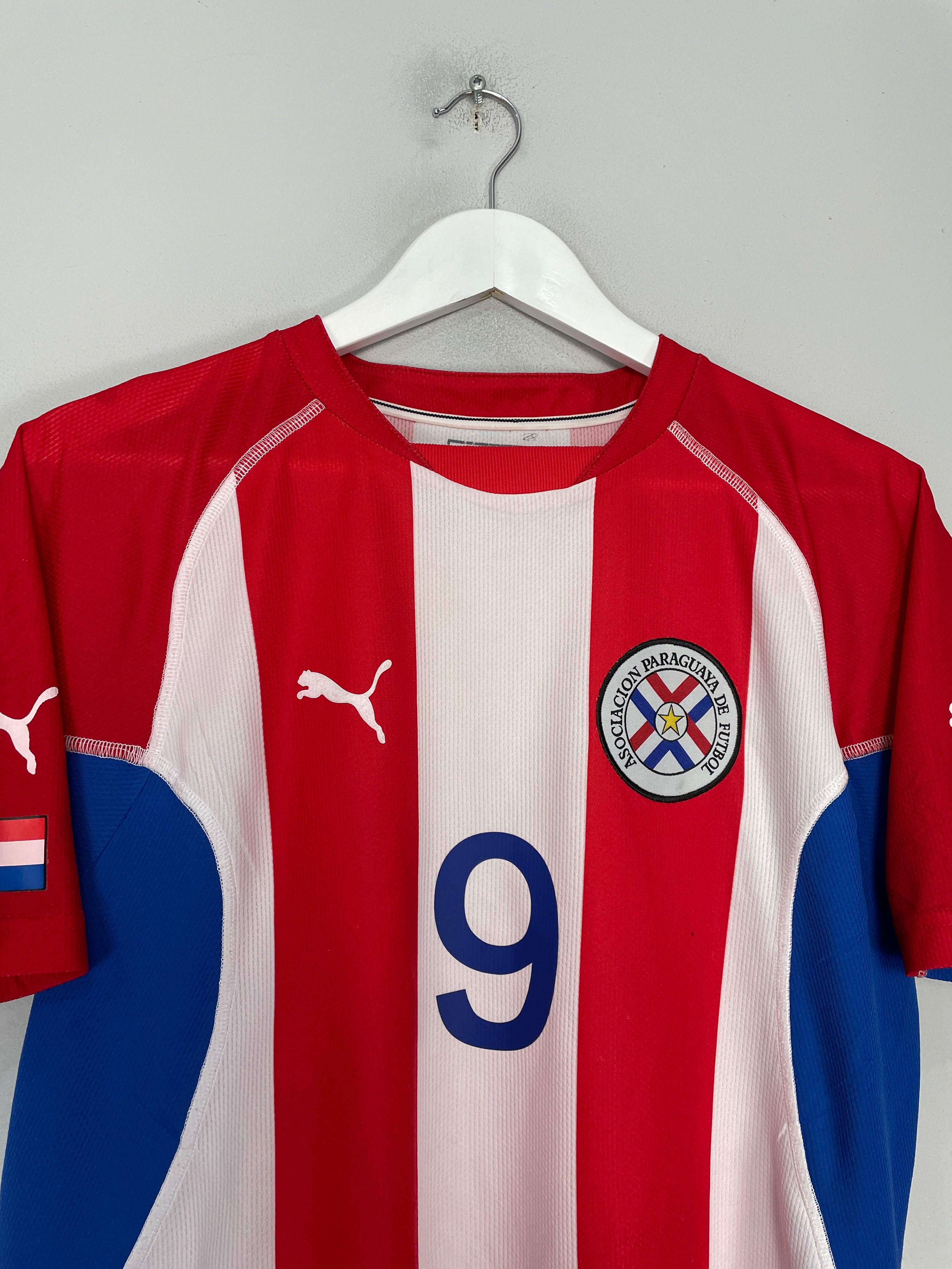 Shop 2002/03 PARAGUAY SANTA CRUZ #9 HOME SHIRT (M) PUMA, classic football shirts, vintage football shirts & retro soccer jerseys at Cult Kits