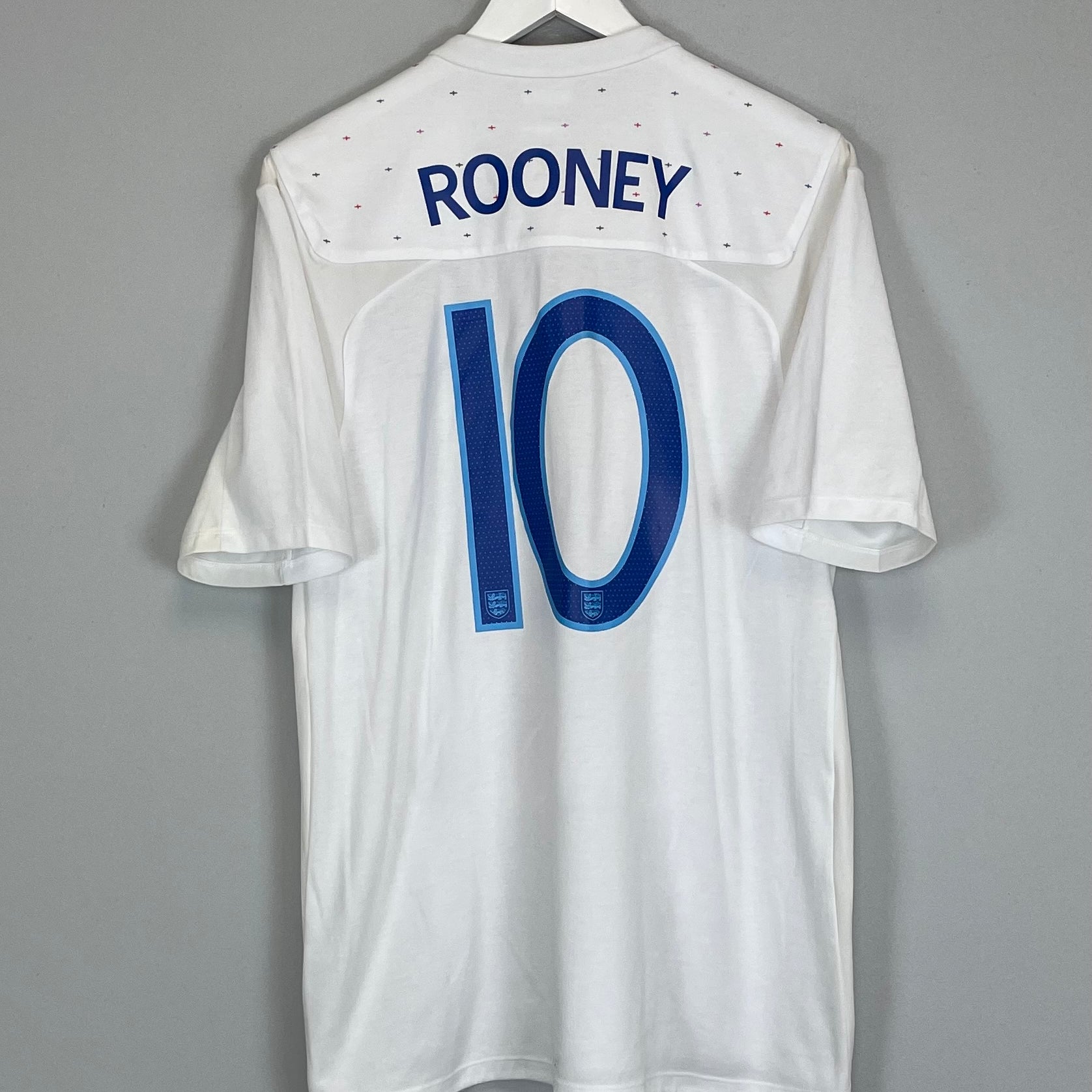 Shop 2010/11 ENGLAND ROONEY #10 HOME SHIRT (M) UMBRO, classic football shirts, vintage football shirts & retro soccer jerseys at Cult Kits