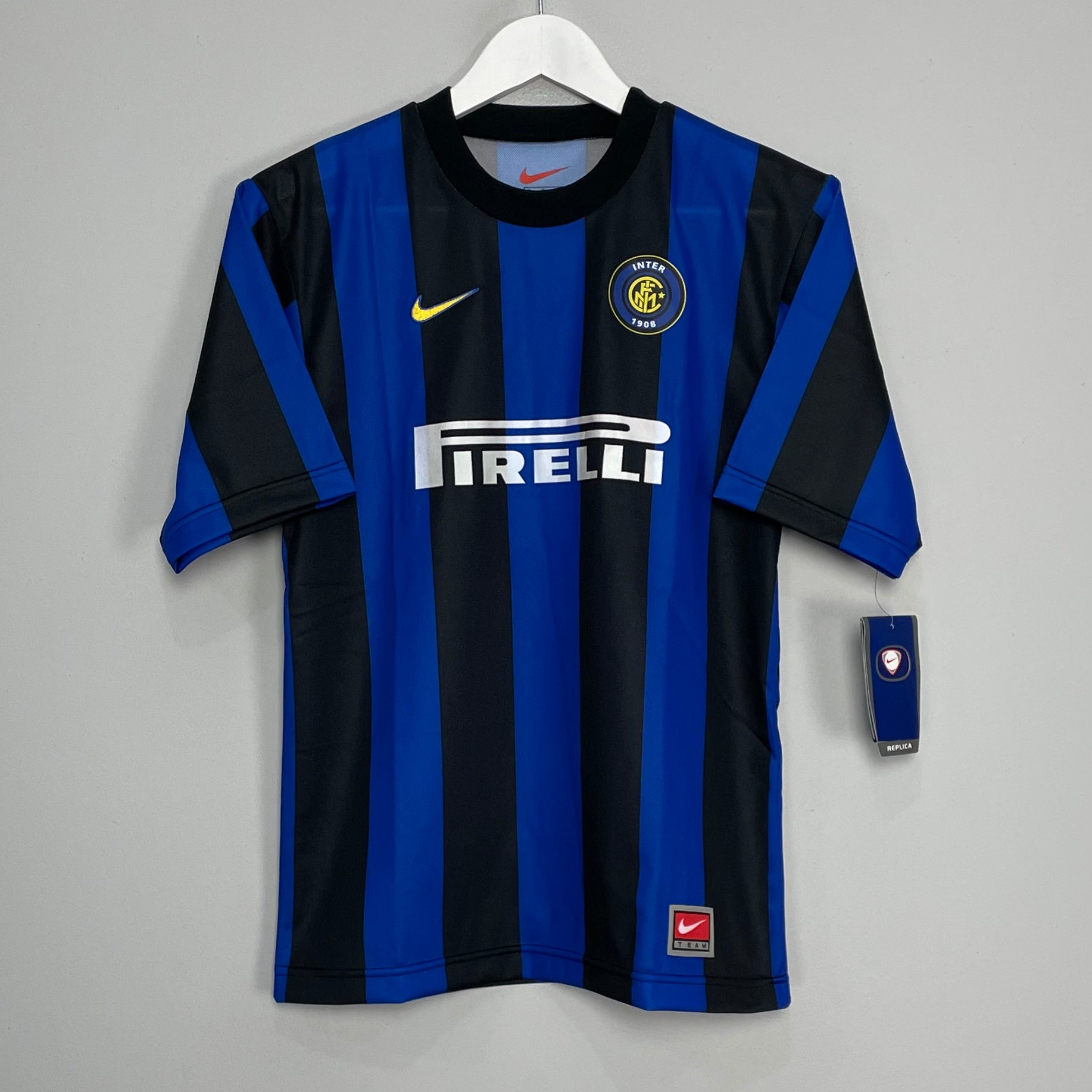 Shop 1999/00 INTER MILAN *BNWT* HOME SHIRT (L.KIDS) NIKE, classic football shirts, vintage football shirts & retro soccer jerseys at Cult Kits