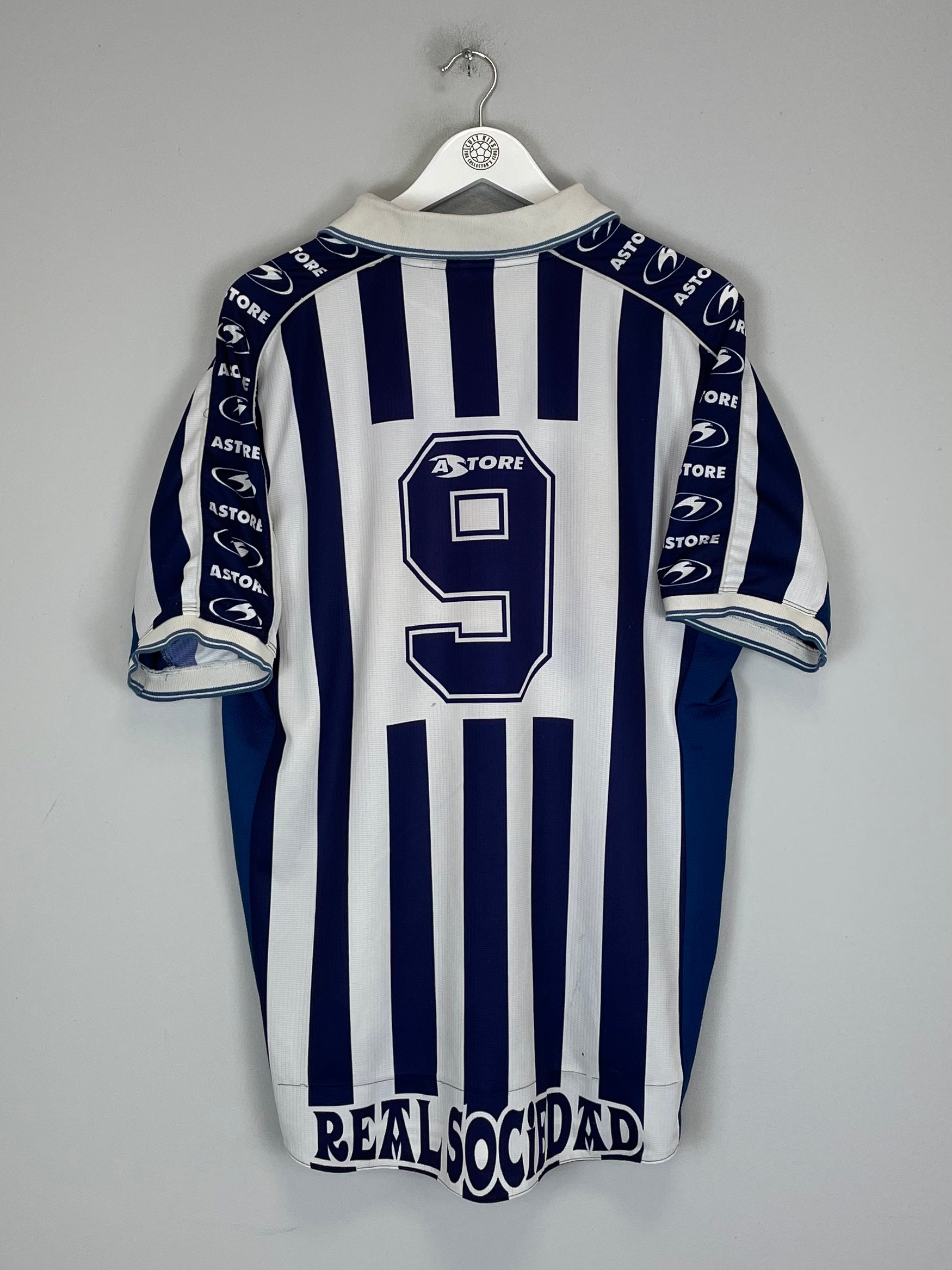 Shop 1998/00 REAL SOCIEDAD #9 HOME SHIRT (XL) ASTORE, classic football shirts, vintage football shirts & retro soccer jerseys at Cult Kits