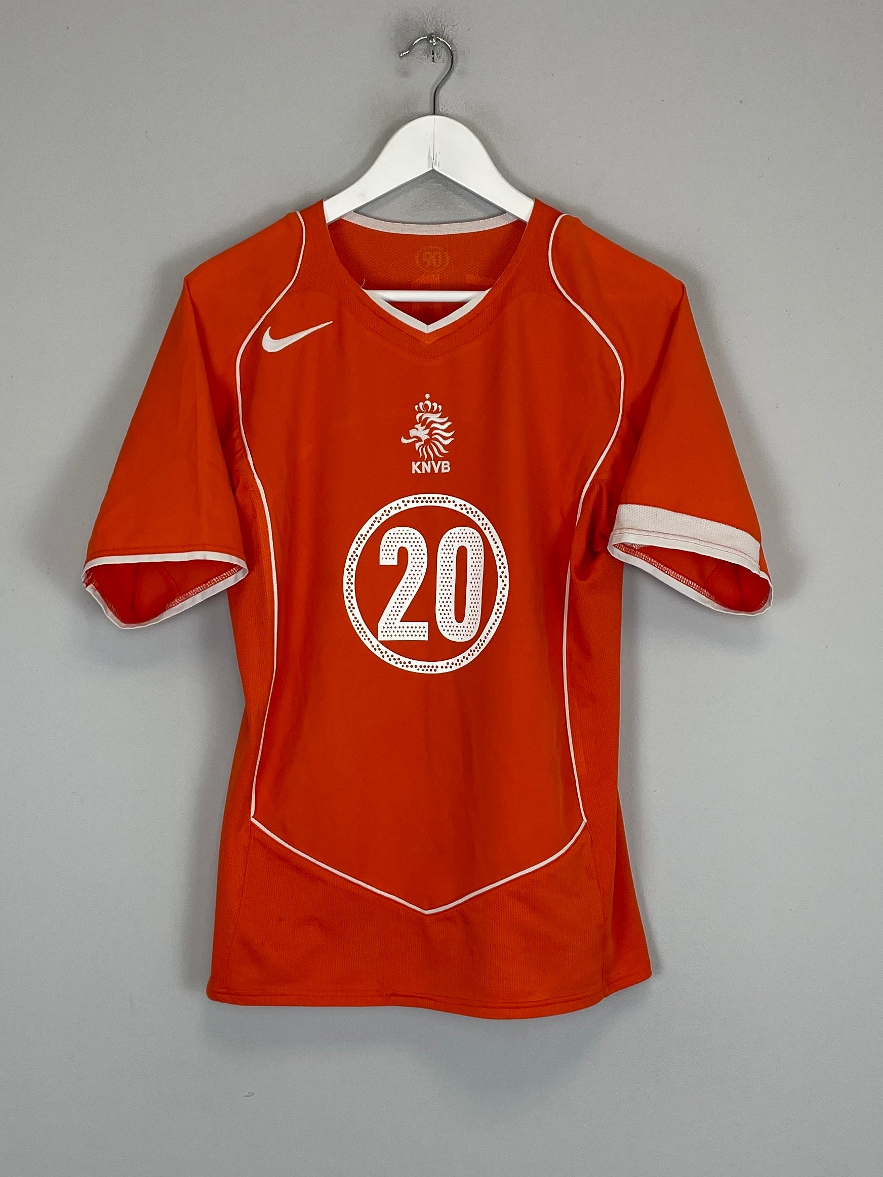 Shop 2004/06 NETHERLANDS SEEDORF #20 HOME SHIRT (M) NIKE, classic football shirts, vintage football shirts & retro soccer jerseys at Cult Kits