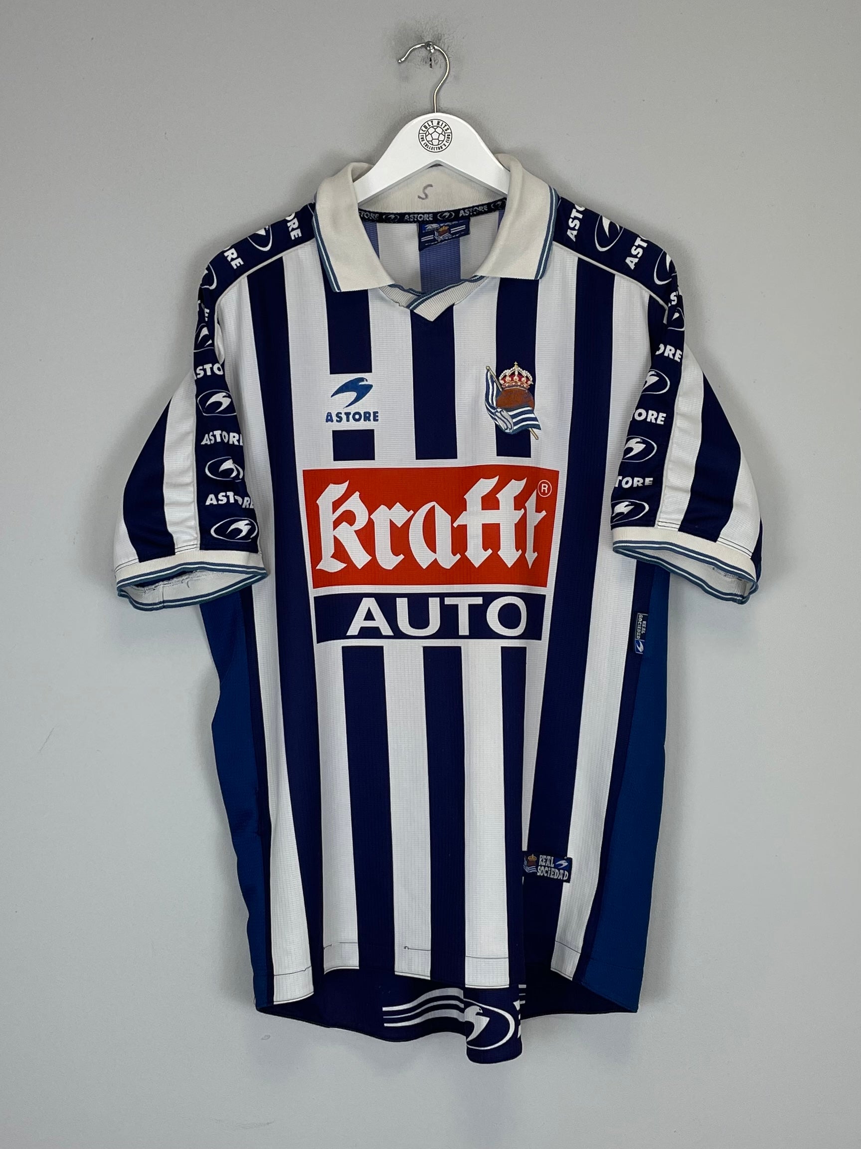 Shop 1998/00 REAL SOCIEDAD #9 HOME SHIRT (XL) ASTORE, classic football shirts, vintage football shirts & retro soccer jerseys at Cult Kits