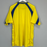 Shop 2002/03 ECUADOR HOME SHIRT (L) MARATHON, classic football shirts, vintage football shirts & retro soccer jerseys at Cult Kits
