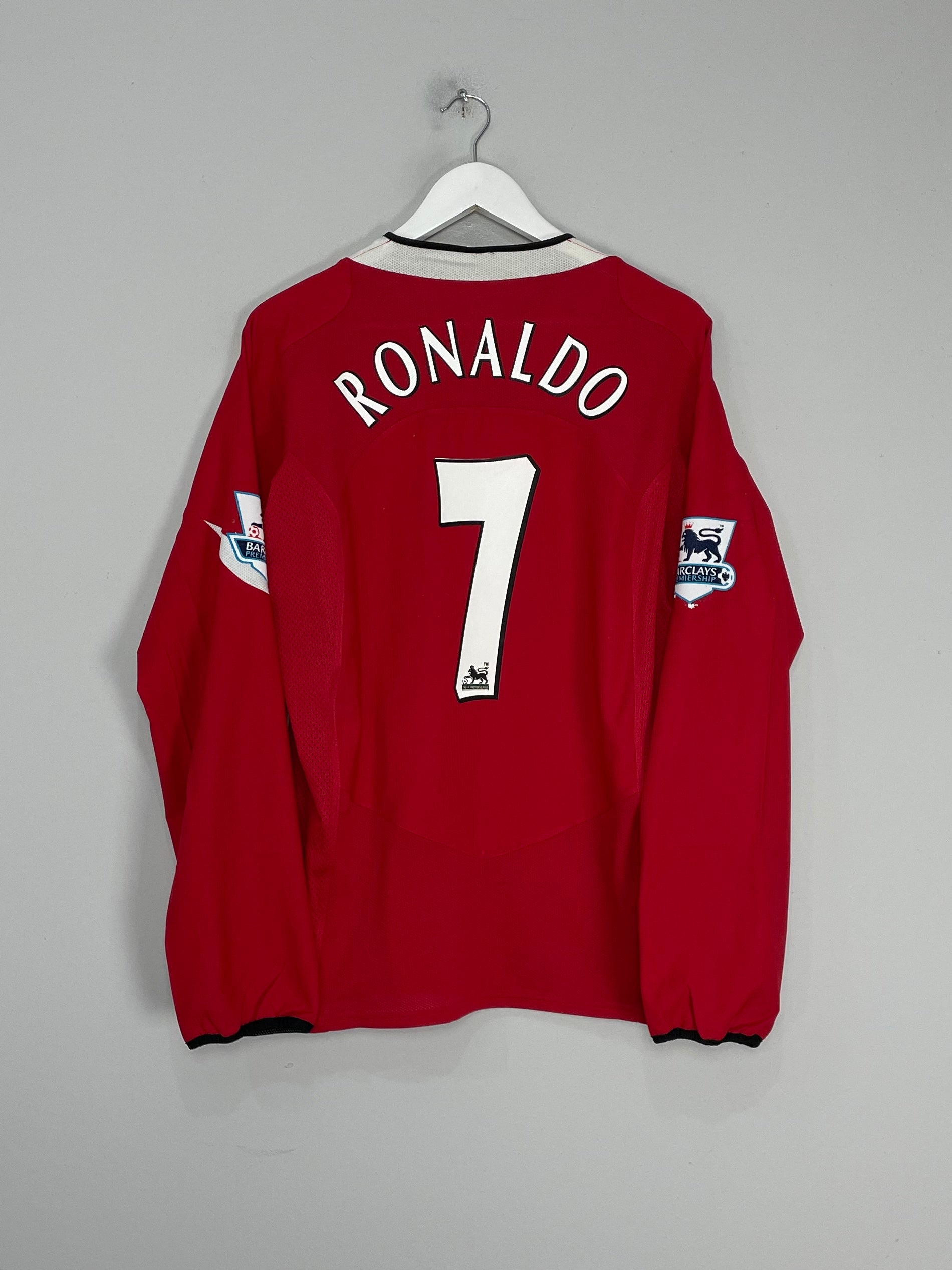 Shop 2004/06 MANCHESTER UNITED RONALDO #7 L/S HOME SHIRT (L) NIKE, classic football shirts, vintage football shirts & retro soccer jerseys at Cult Kits