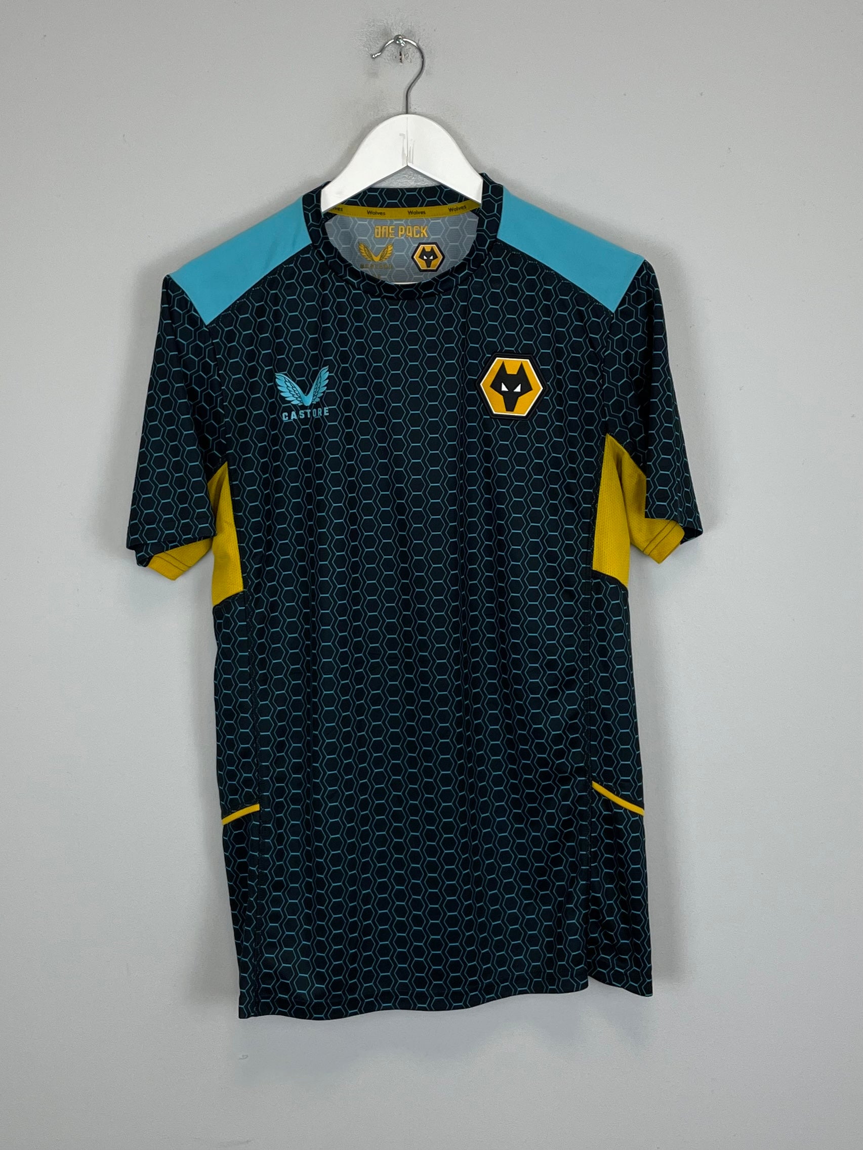 CULT KITS - 2021/22 WOLVES TRAINING SHIRT (M) CASTORE – Cult Kits