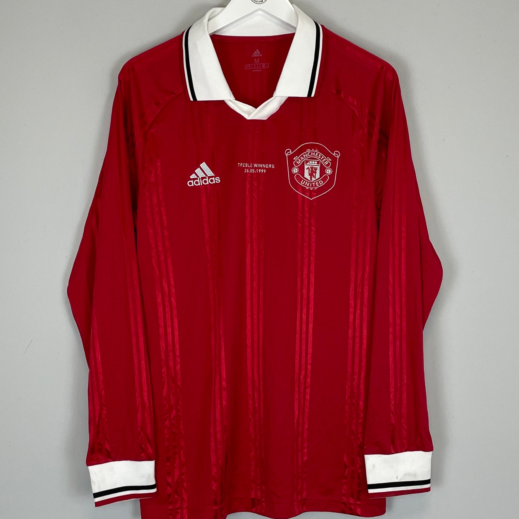 Shop 2019/20 MANCHESTER UNITED ICON L/S SHIRT (M) ADIDAS, classic football shirts, vintage football shirts & retro soccer jerseys at Cult Kits