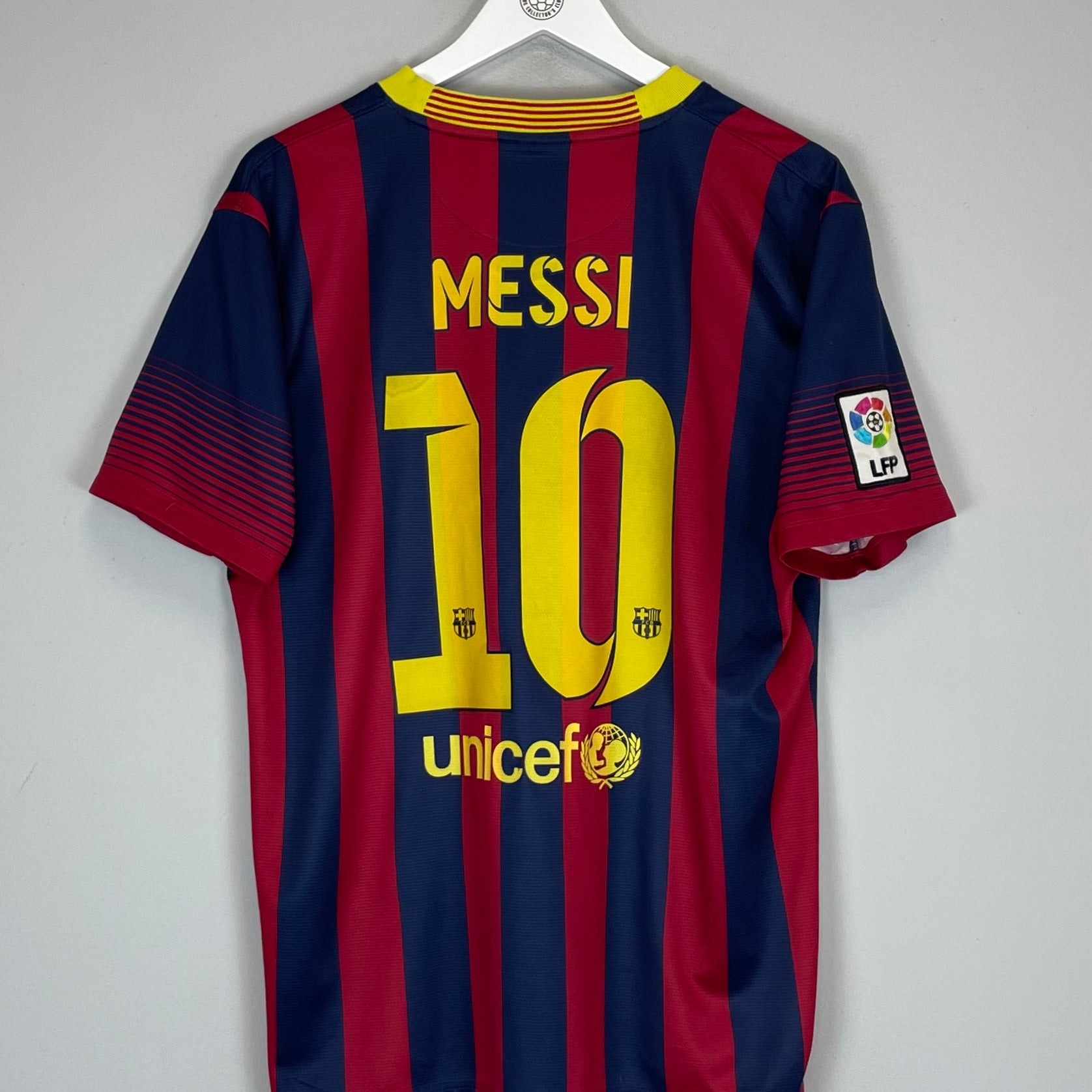 Shop 2013/14 BARCELONA MESSI #10 HOME SHIRT (L) NIKE, classic football shirts, vintage football shirts & retro soccer jerseys at Cult Kits