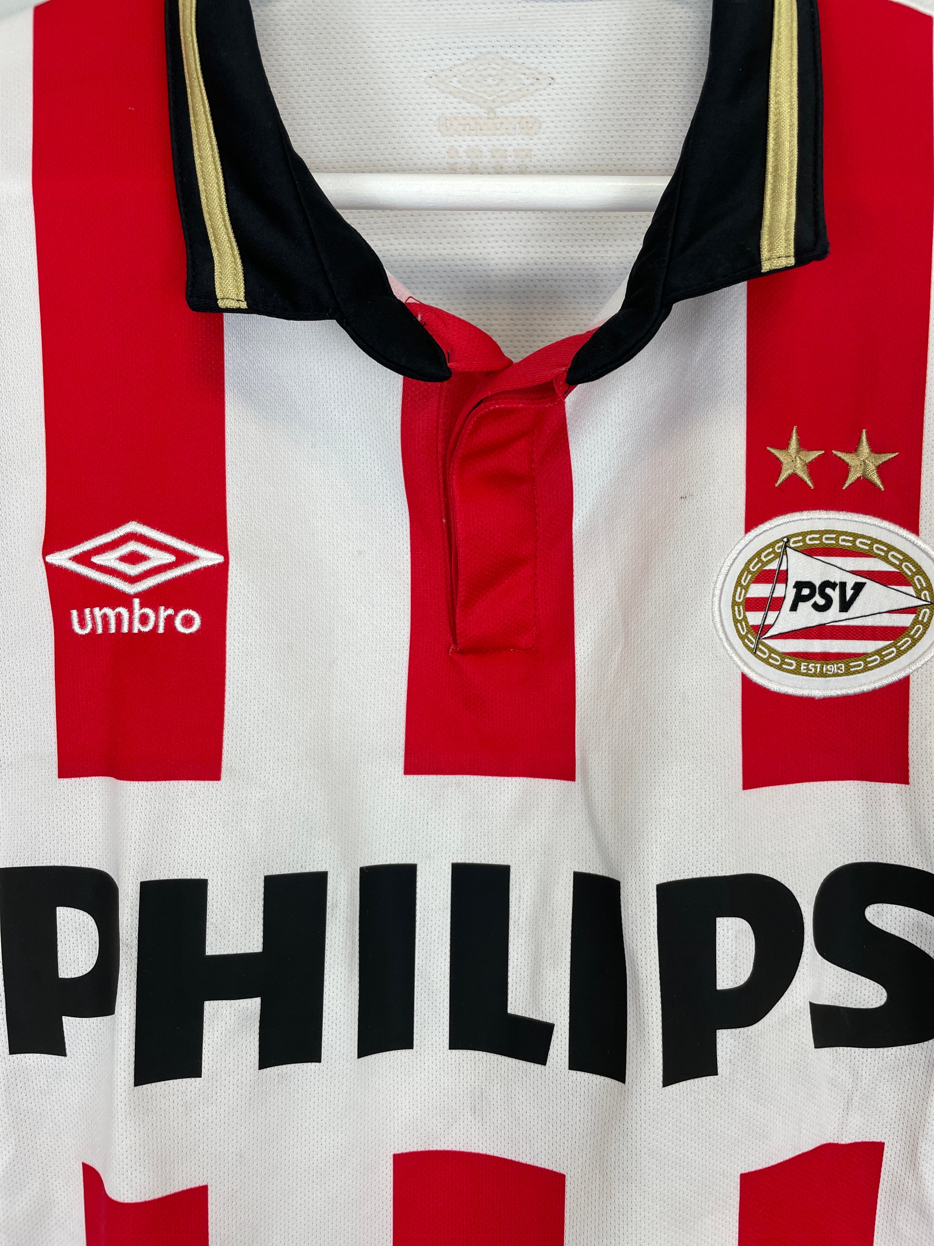 Shop 2015/16 PSV A.GUARDADO #18 HOME SHIRT (M) UMBRO, classic football shirts, vintage football shirts & retro soccer jerseys at Cult Kits