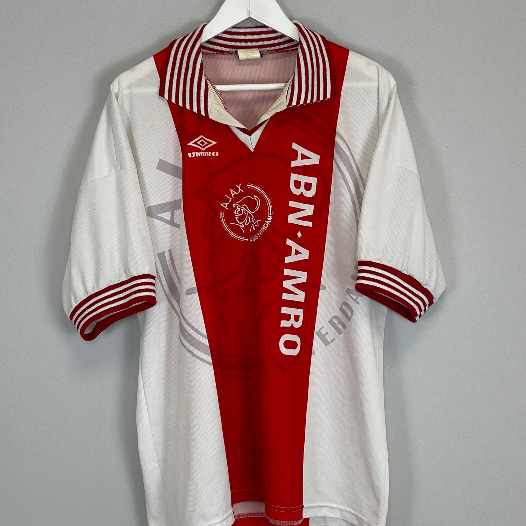 Shop 1996/97 AJAX HOME SHIRT (XL) UMBRO, classic football shirts, vintage football shirts & retro soccer jerseys at Cult Kits