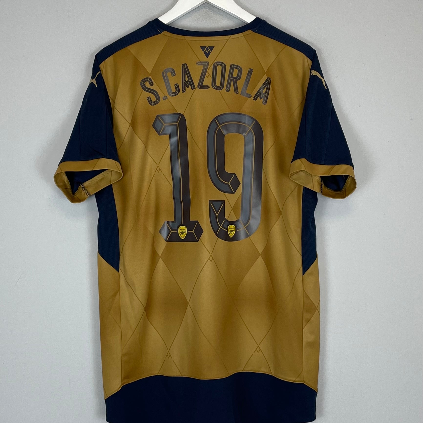 Shop 2015/16 ARSENAL CAZORLA #19 AWAY SHIRT (L) PUMA, classic football shirts, vintage football shirts & retro soccer jerseys at Cult Kits