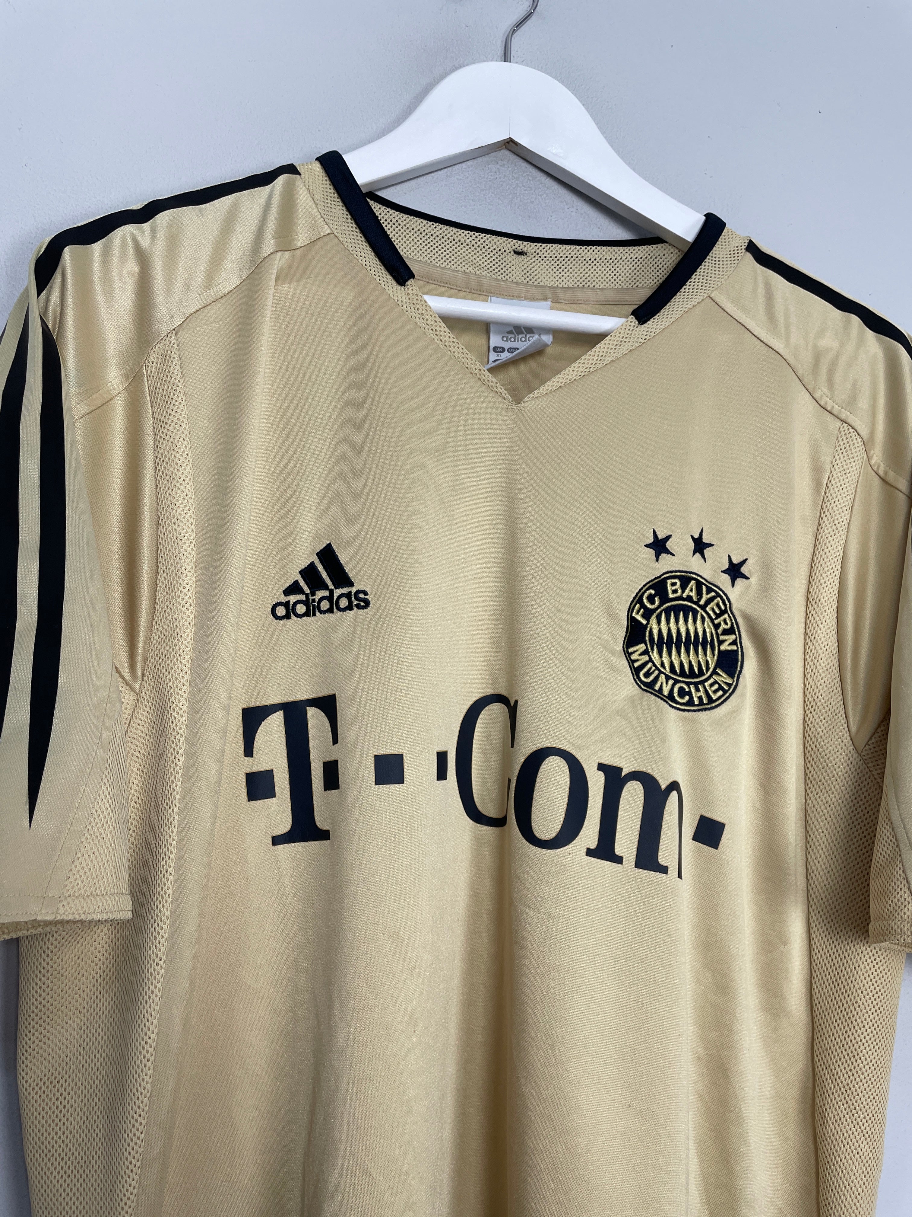 Shop 2004/05 BAYERN MUNICH SCHWEINSTEIGER #31 AWAY SHIRT (XL) ADIDAS, classic football shirts, vintage football shirts & retro soccer jerseys at Cult Kits