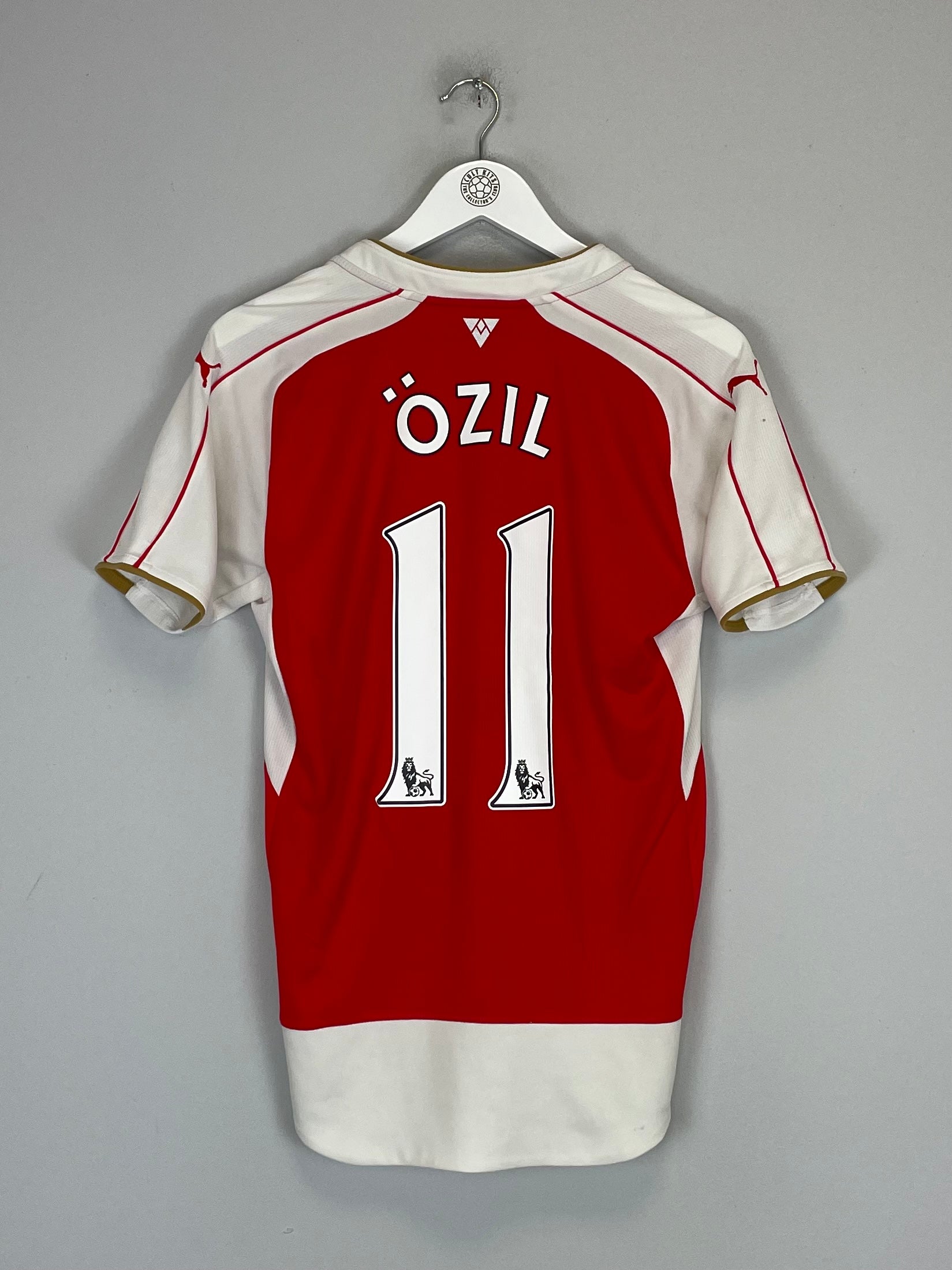 Shop 2015/16 ARSENAL OZIL #11 HOME SHIRT (S) PUMA, classic football shirts, vintage football shirts & retro soccer jerseys at Cult Kits