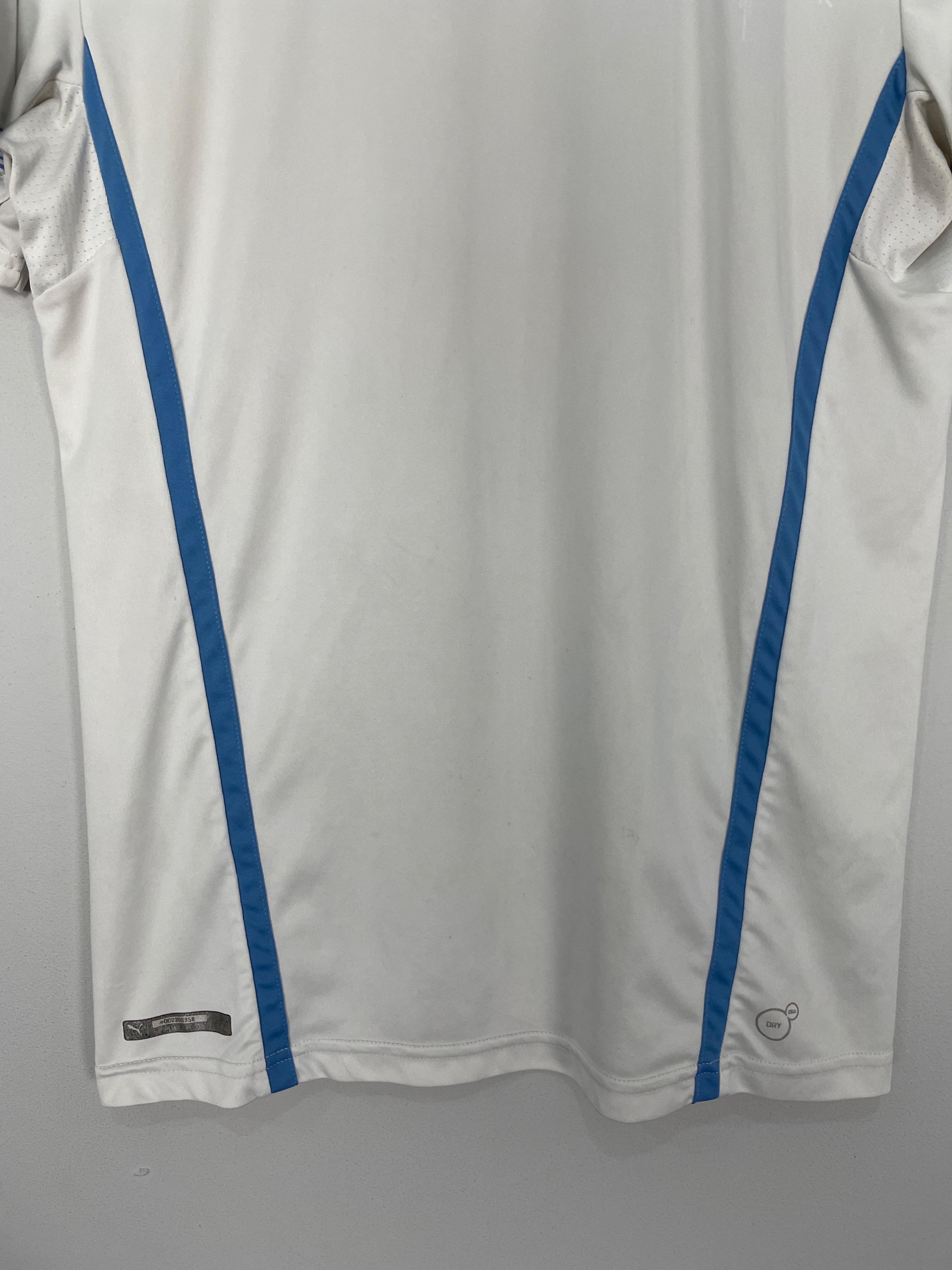 Shop 2014/15 URUGUAY AWAY SHIRT (M) PUMA, classic football shirts, vintage football shirts & retro soccer jerseys at Cult Kits
