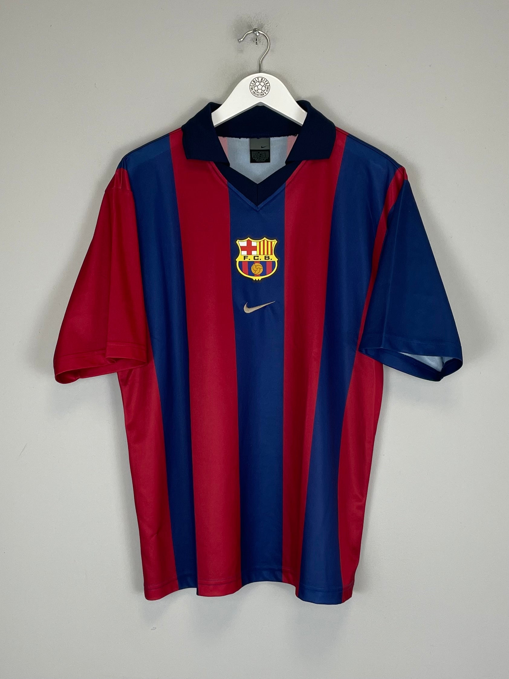 Shop 2000/01 BARCELONA HOME SHIRT (M) NIKE BASIC, classic football shirts, vintage football shirts & retro soccer jerseys at Cult Kits