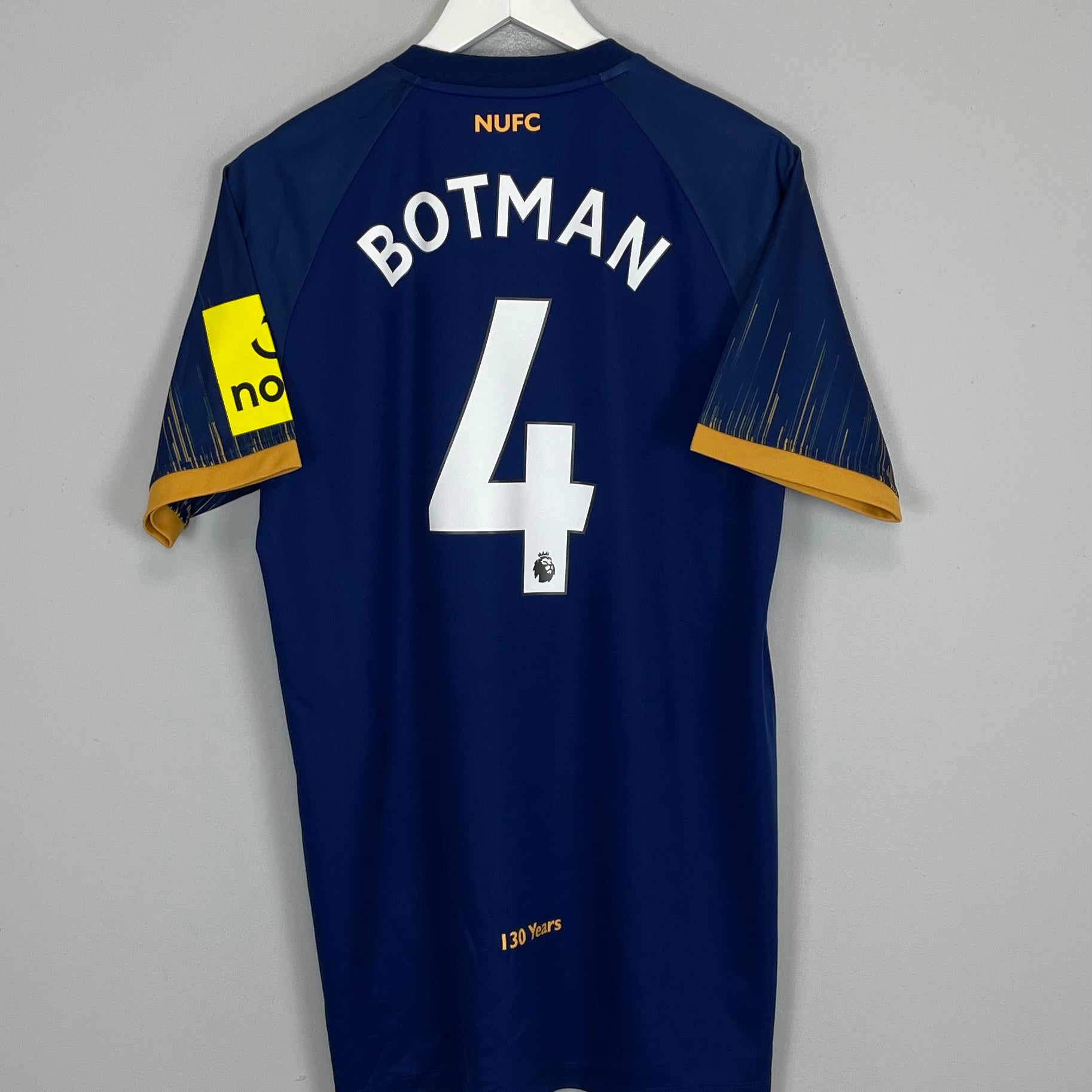 Shop 2022/23 NEWCASTLE UNITED BOTMAN #4 AWAY SHIRT (L) CASTORE, classic football shirts, vintage football shirts & retro soccer jerseys at Cult Kits