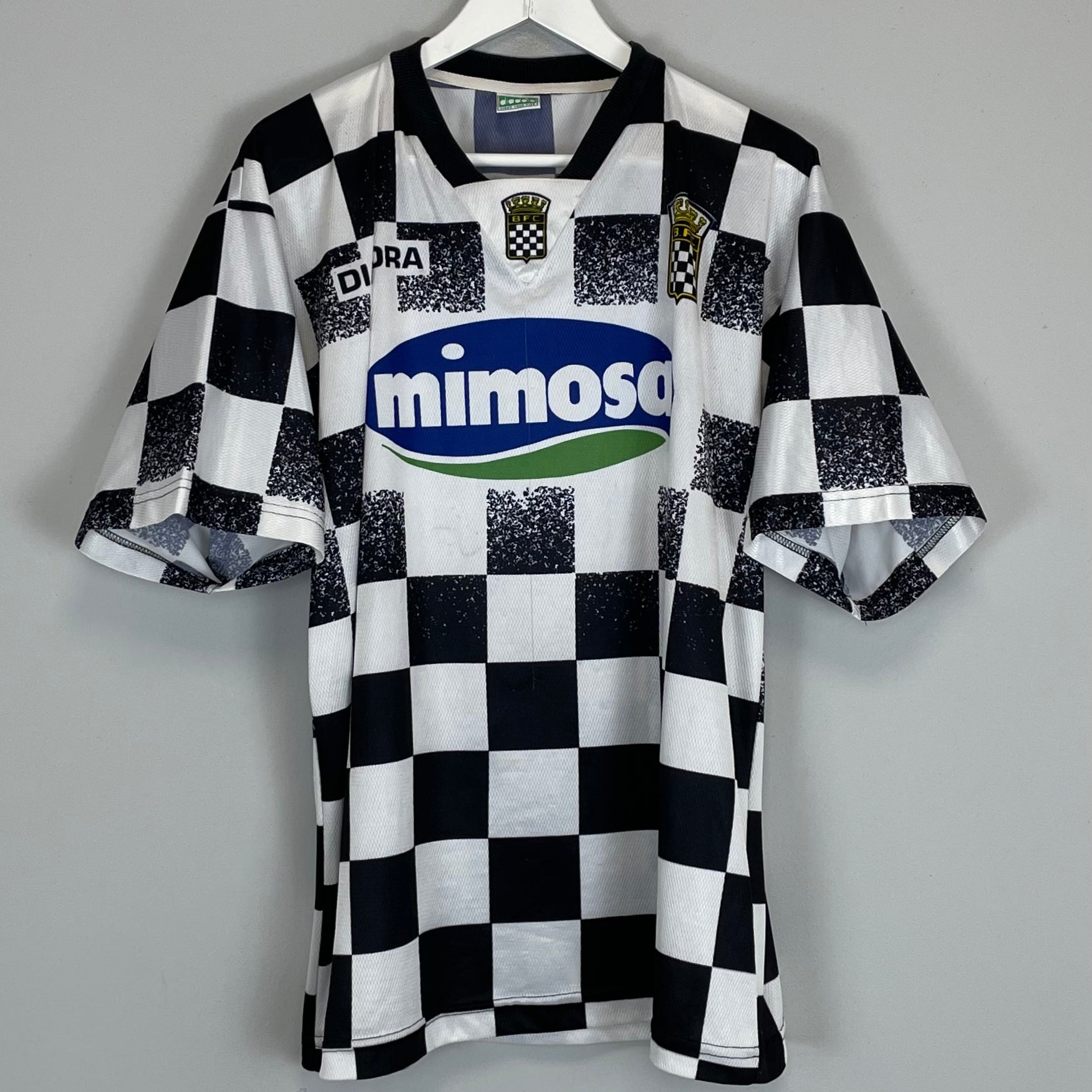 Shop 1994/96 BOAVISTA HOME SHIRT (L) DIADORA, classic football shirts, vintage football shirts & retro soccer jerseys at Cult Kits