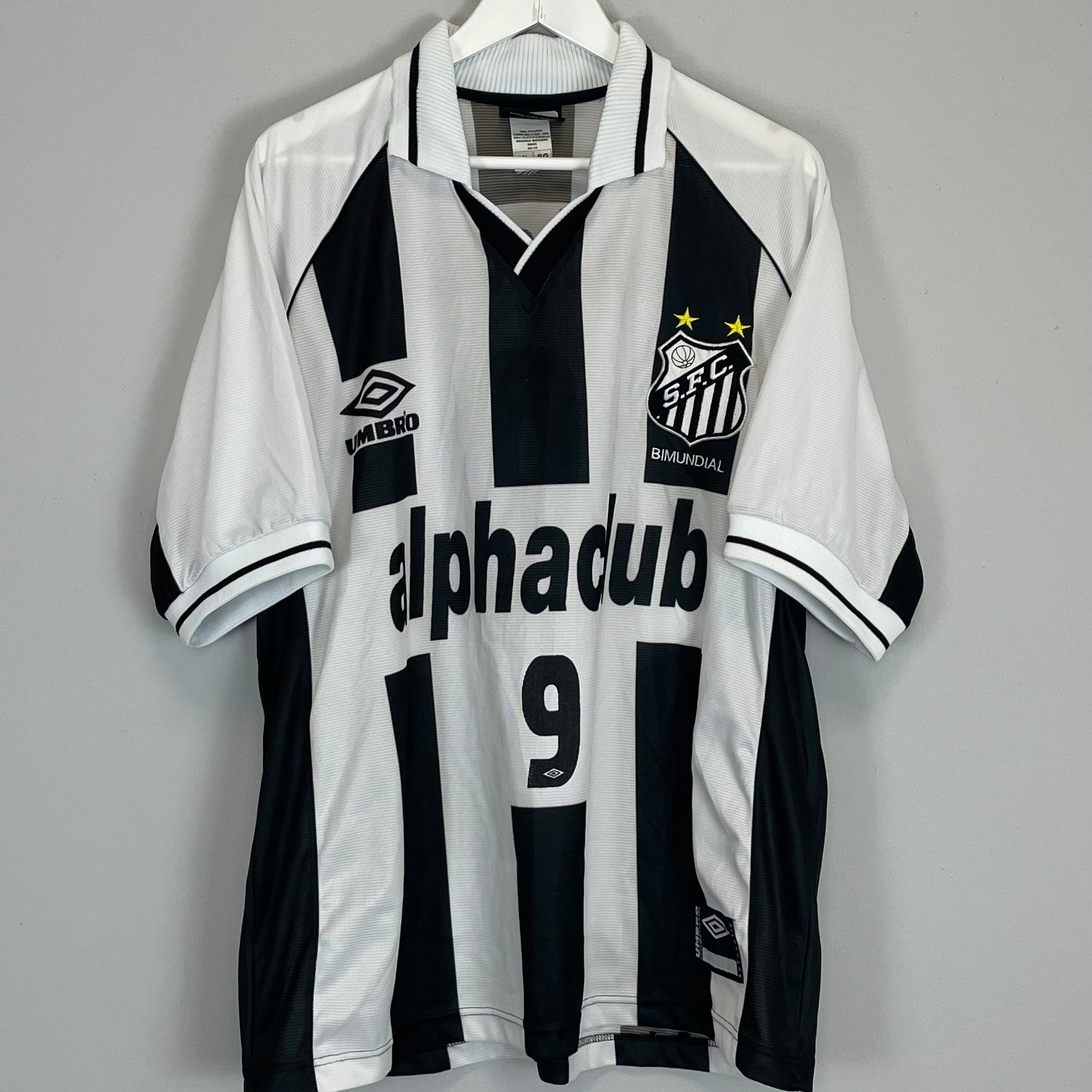 Shop 2000 SANTOS #9 HOME SHIRT (XL) UMBRO, classic football shirts, vintage football shirts & retro soccer jerseys at Cult Kits