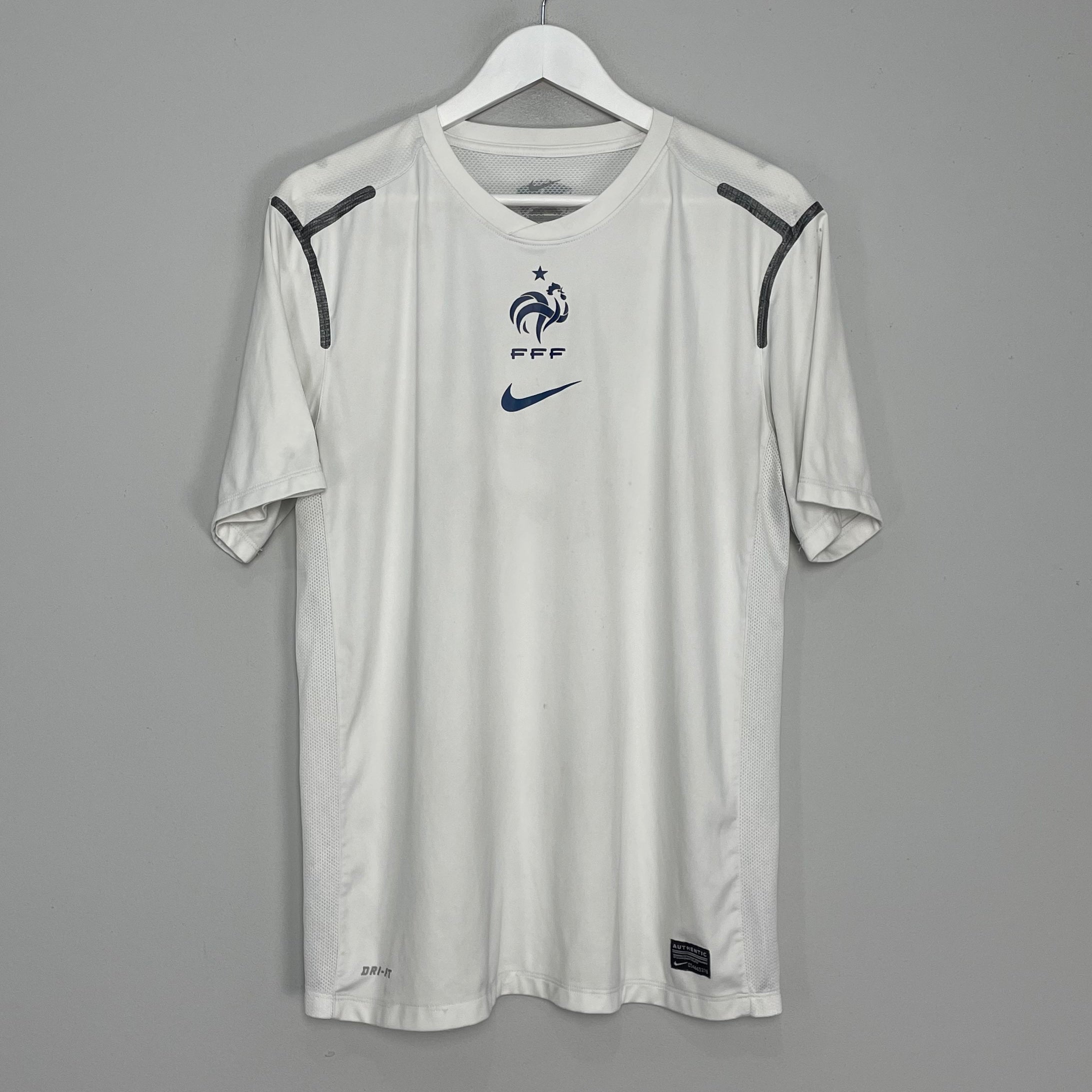 Shop 2013/15 FRANCE TRAINING SHIRT (L) NIKE, classic football shirts, vintage football shirts & retro soccer jerseys at Cult Kits