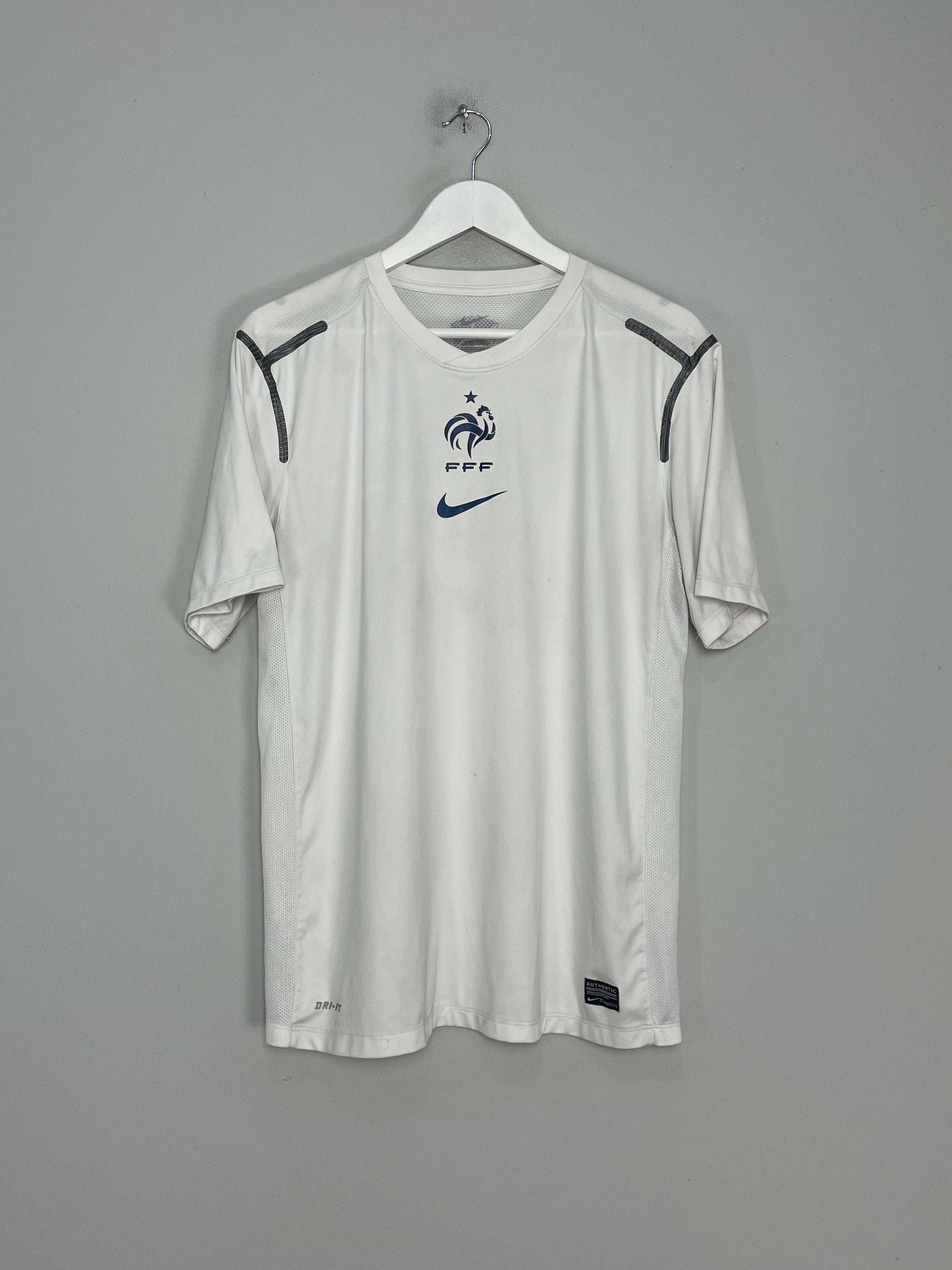 Shop 2013/15 FRANCE TRAINING SHIRT (L) NIKE, classic football shirts, vintage football shirts & retro soccer jerseys at Cult Kits