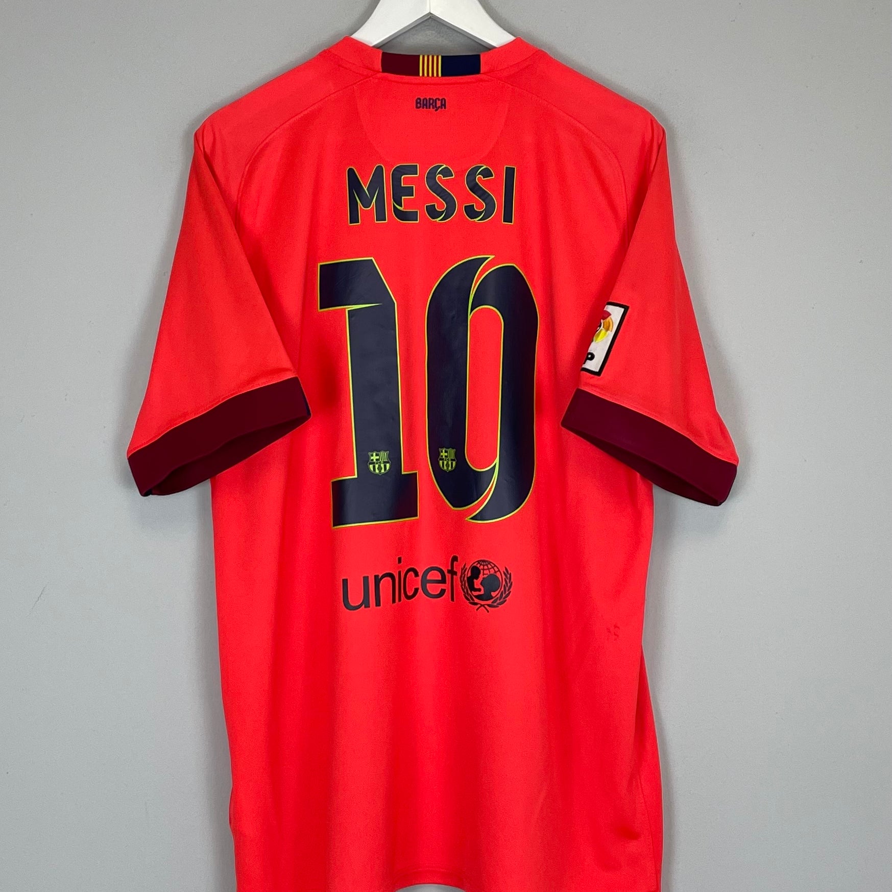 Shop 2014/15 BARCELONA MESSI #10 AWAY SHIRT (XL) NIKE, classic football shirts, vintage football shirts & retro soccer jerseys at Cult Kits