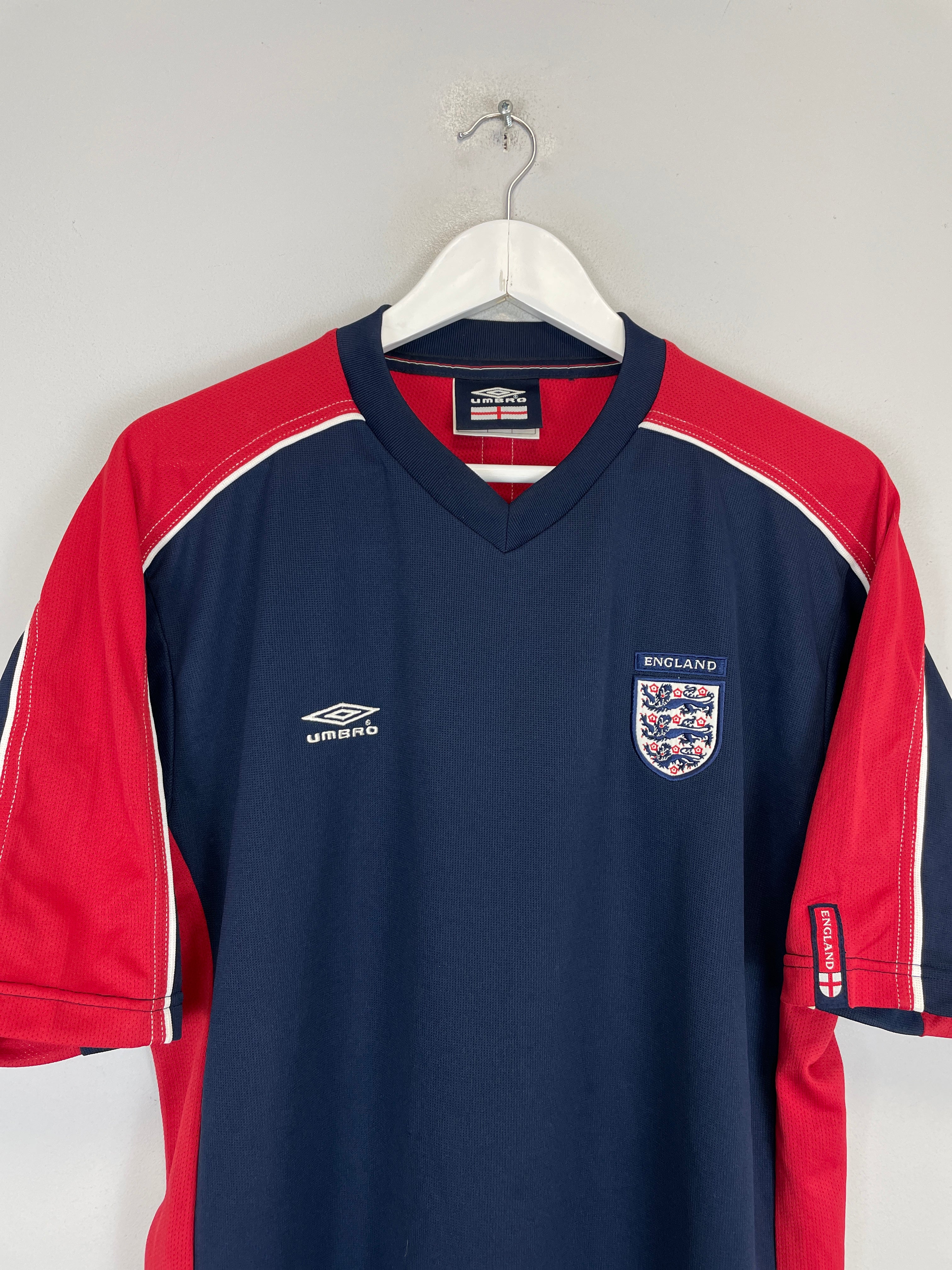 Shop 2002/03 ENGLAND TRAINING SHIRT (L) UMBRO, classic football shirts, vintage football shirts & retro soccer jerseys at Cult Kits