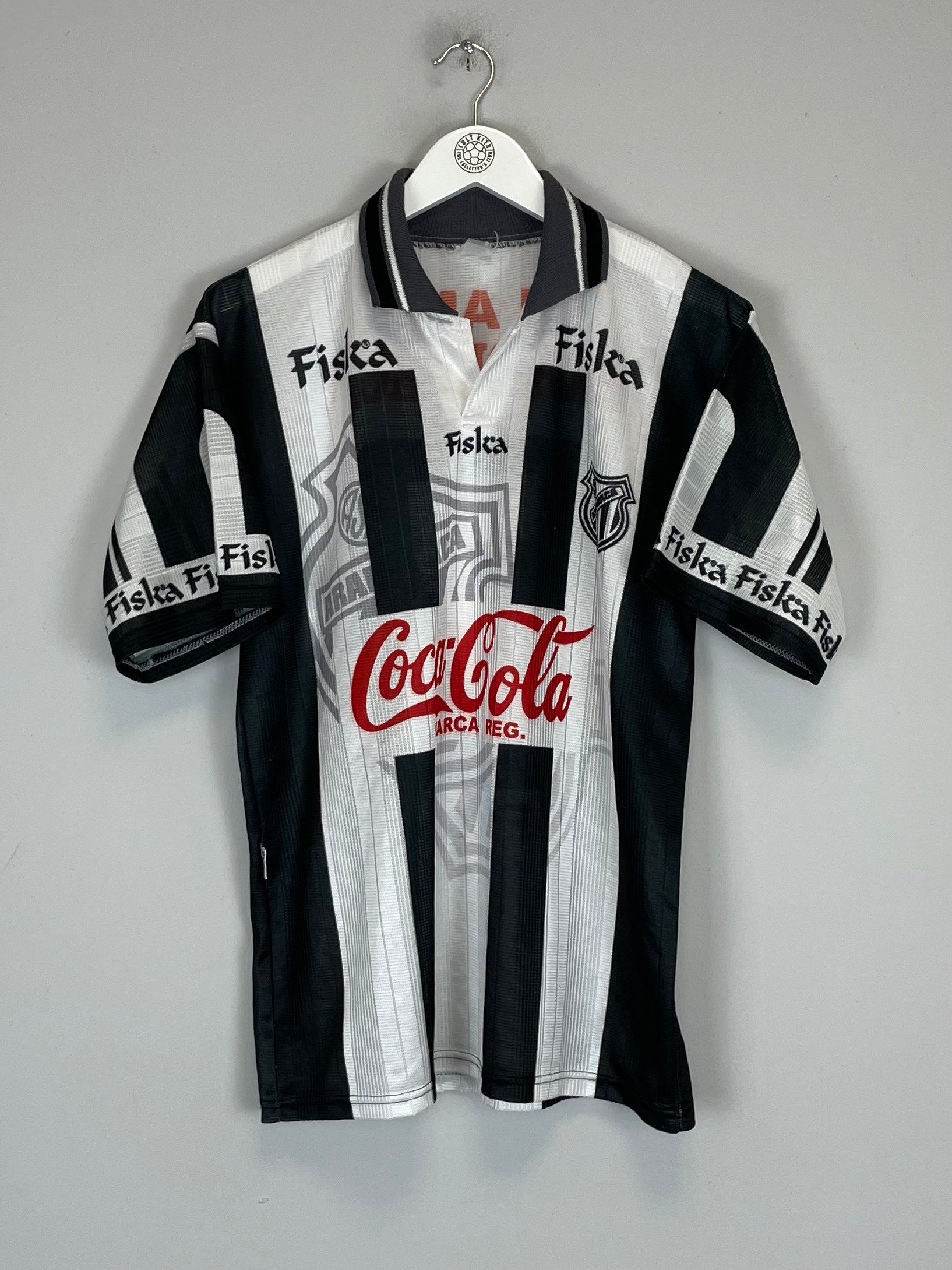 Shop 1994 ARAPIRAQUENSE #7 HOME SHIRT (S) FISKA, classic football shirts, vintage football shirts & retro soccer jerseys at Cult Kits